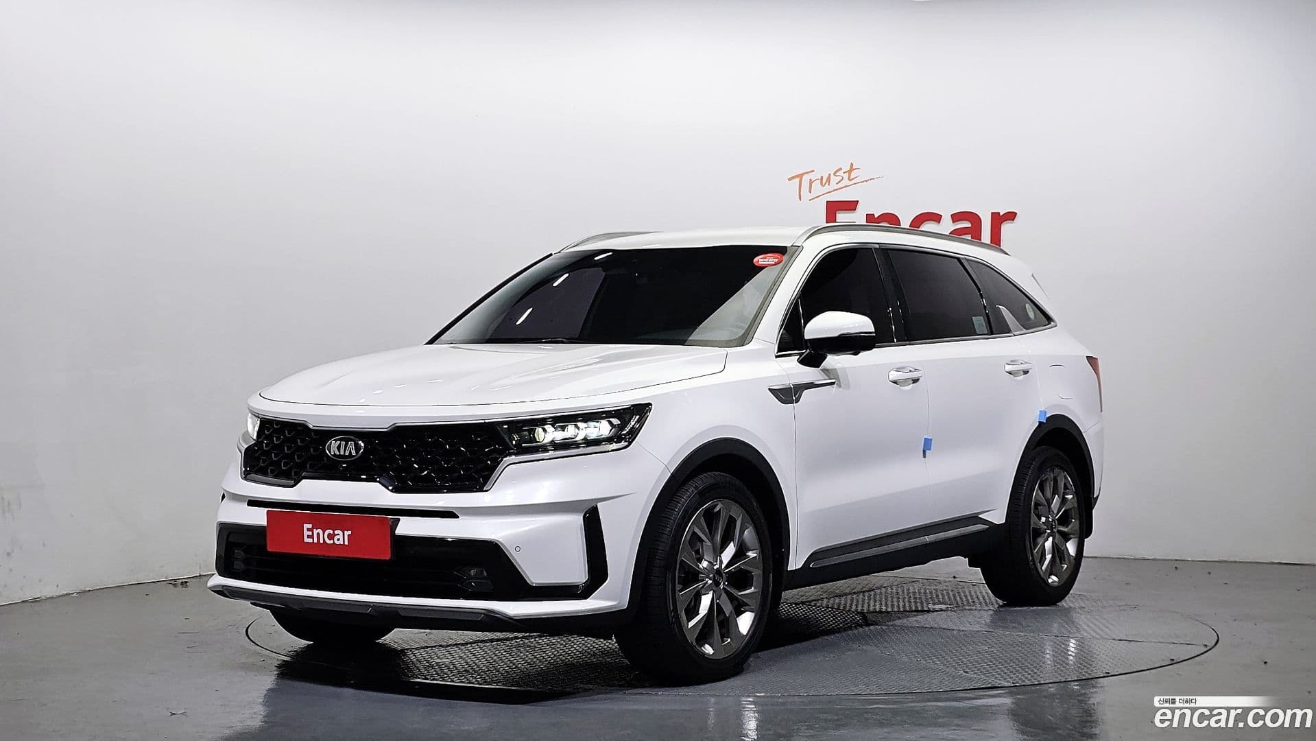 Main__Slider__Photo:Sorento Kia 2020.4-0