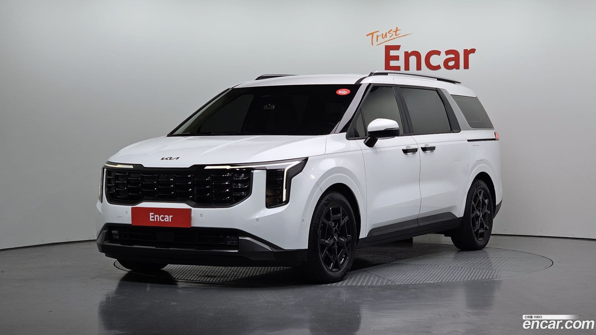 Main__Slider__Photo:Canival Kia 2021.6-0