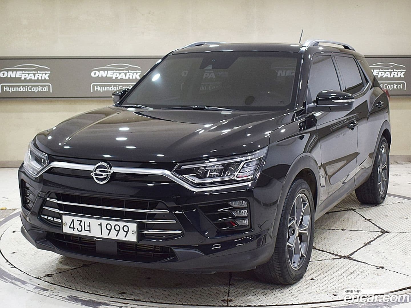 Main__Slider__Photo:KORANDO KG Mobility 2019.3-0