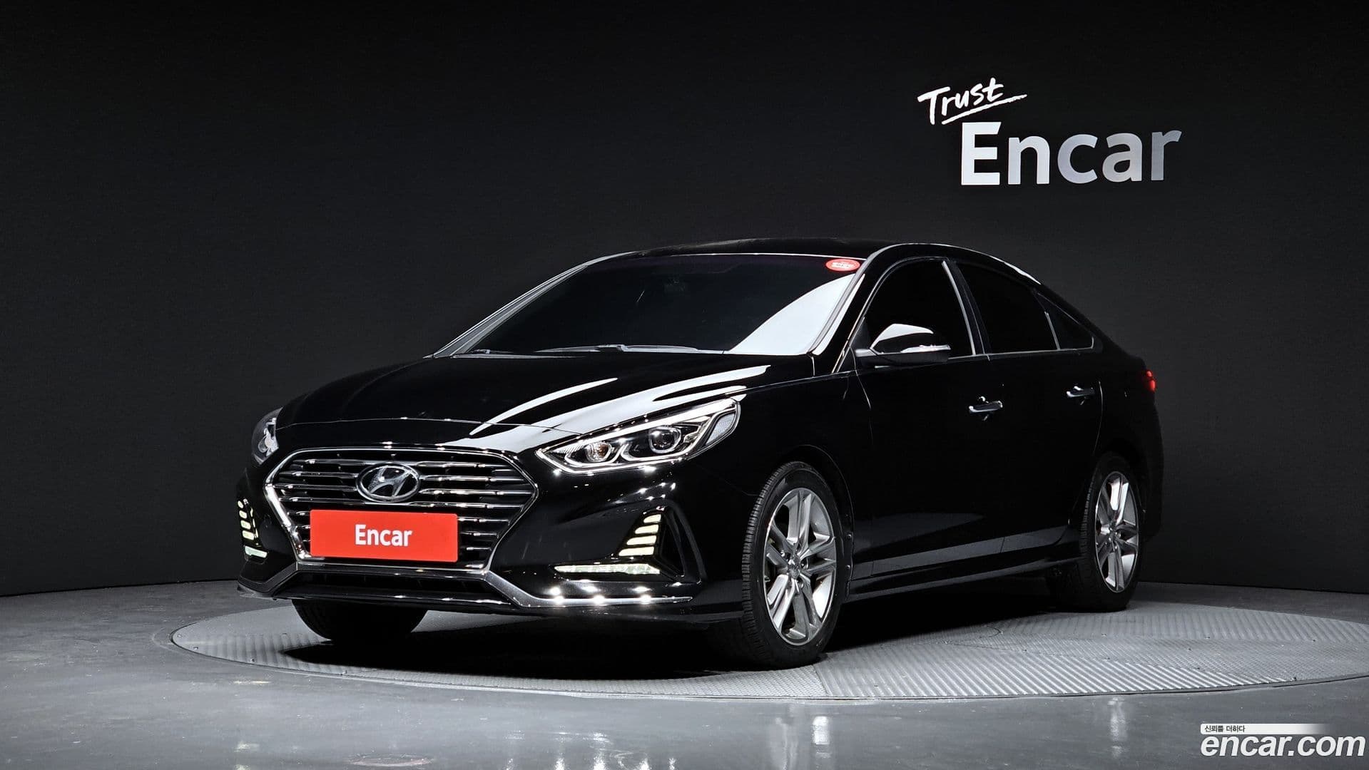 Main__Slider__Photo:Sonata Hyundai 2017.3-0