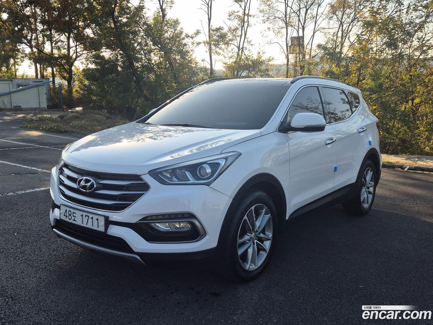 Main__Slider__Photo:Santafe Hyundai 2017.0-0