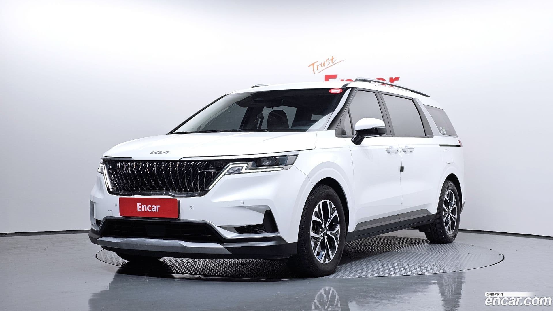 Main__Slider__Photo:Canival Kia 2022.10-0