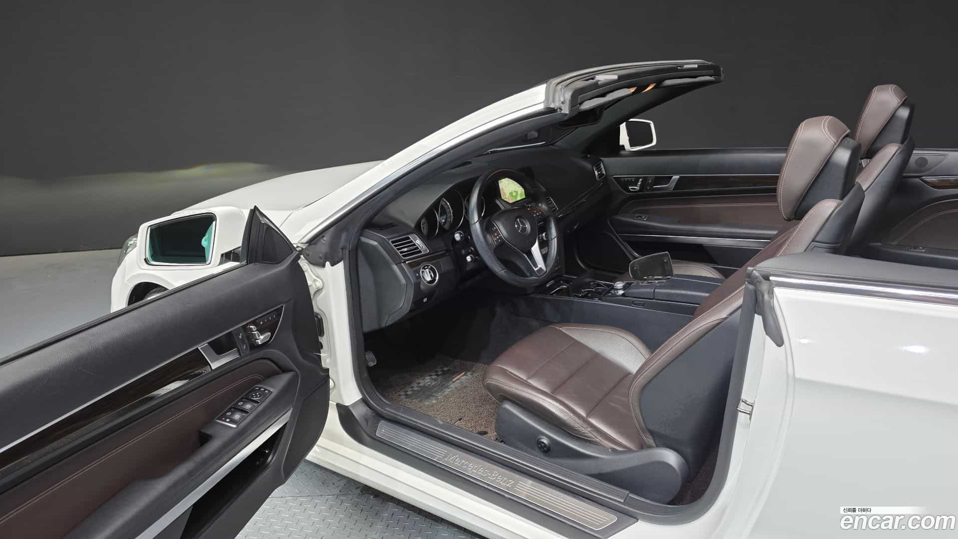 E-Class Mercedes-Benz 2014.4-INNER-010