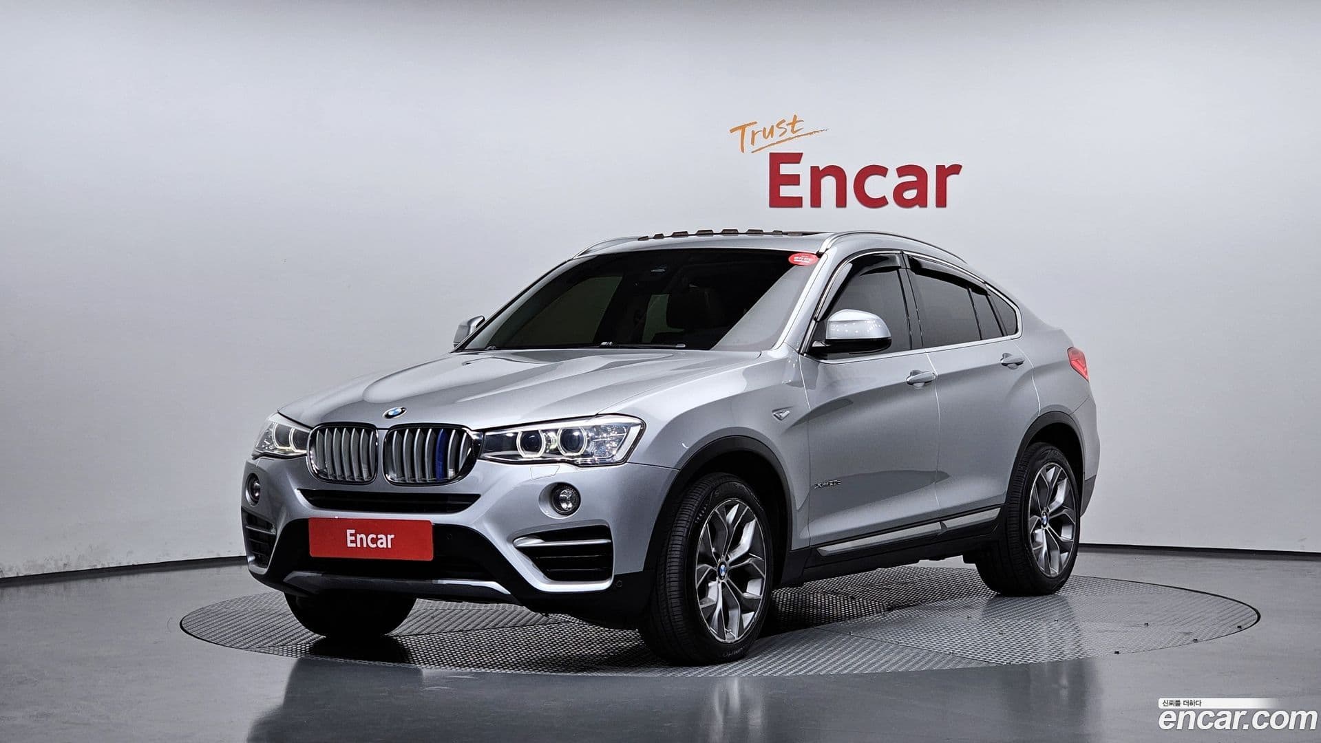 Main__Slider__Photo:X4 BMW 2016.2-0