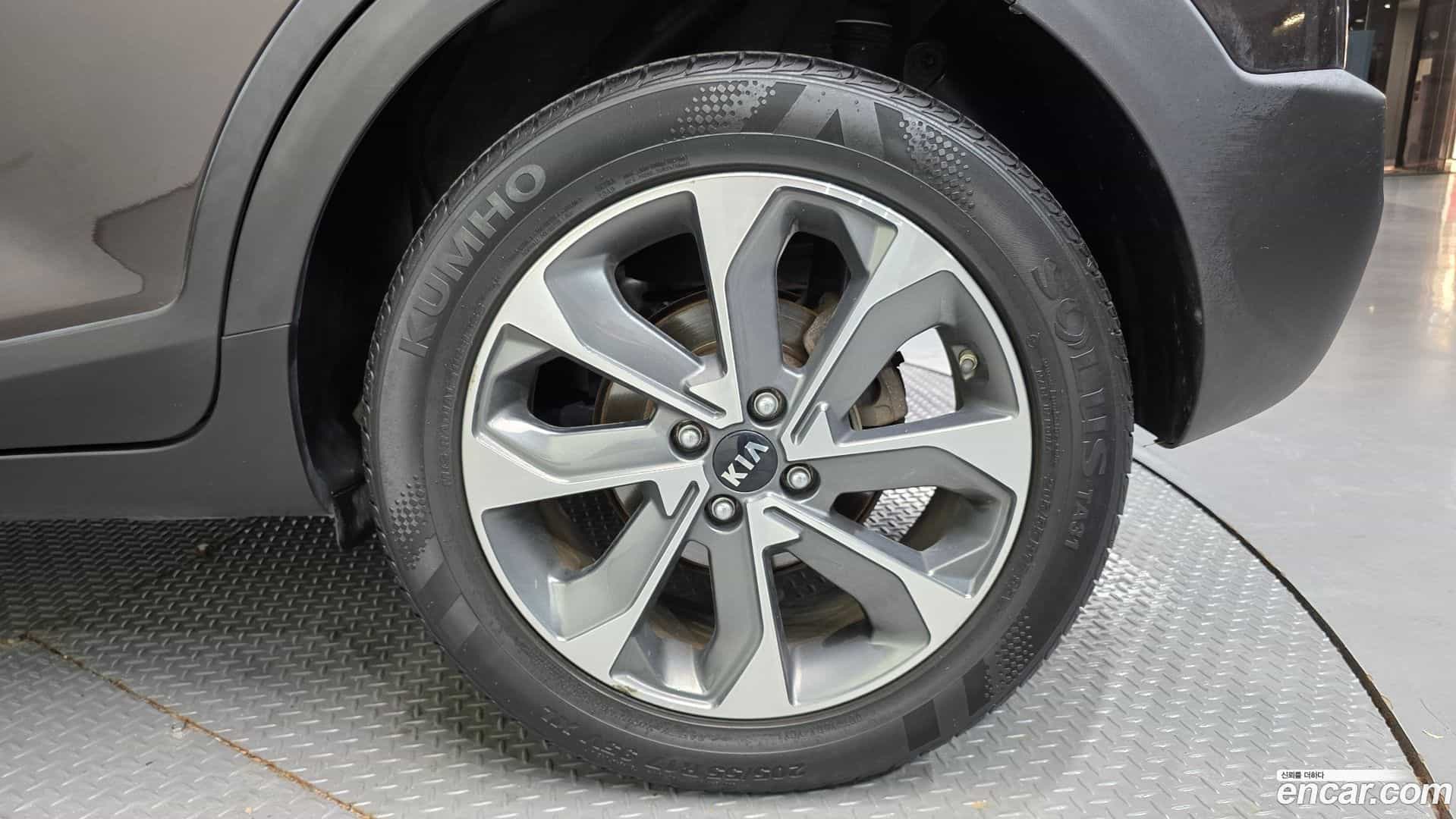 Stonic Kia 2017.8-OUTER-005