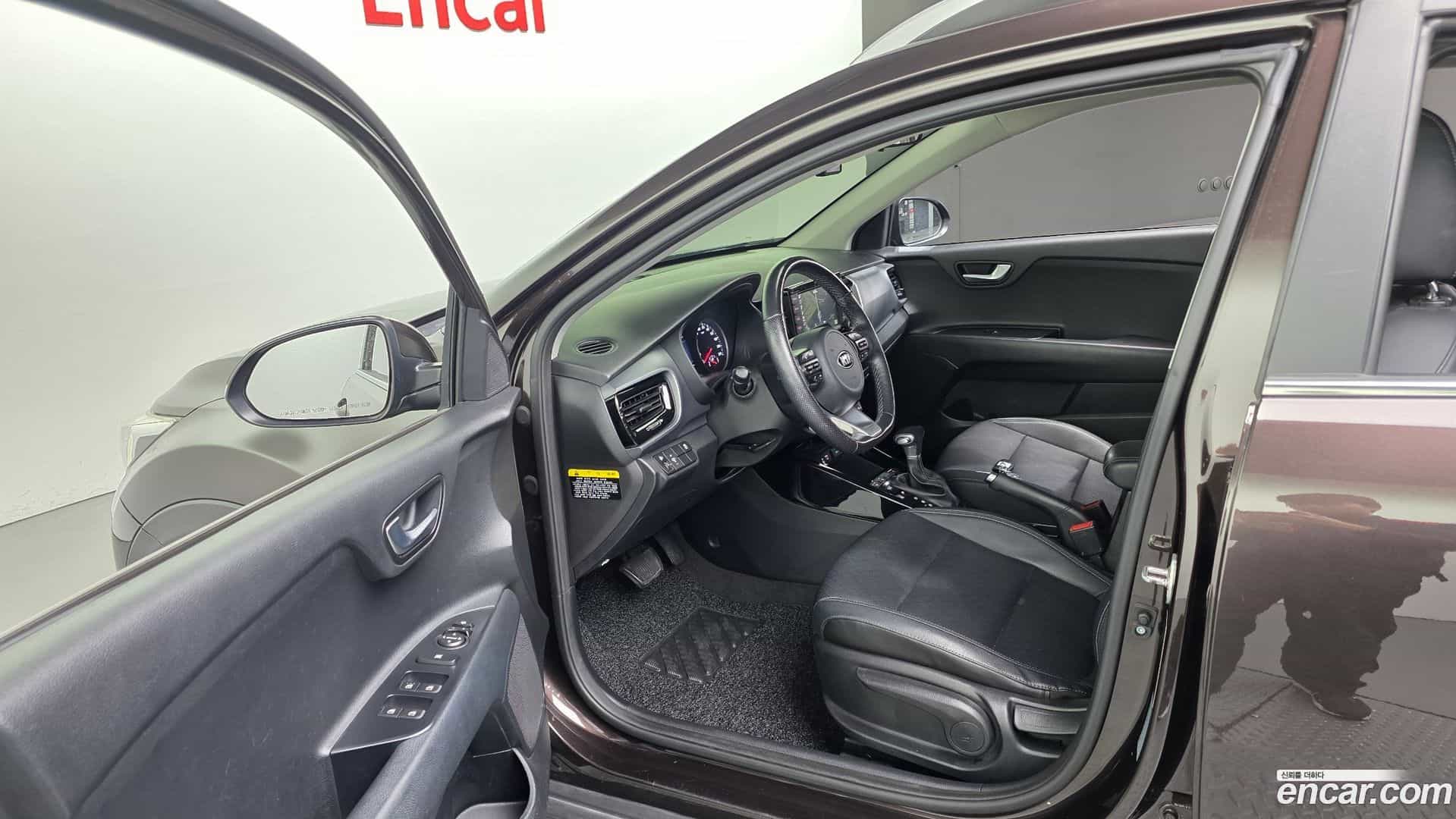 Stonic Kia 2017.8-OPTION-015