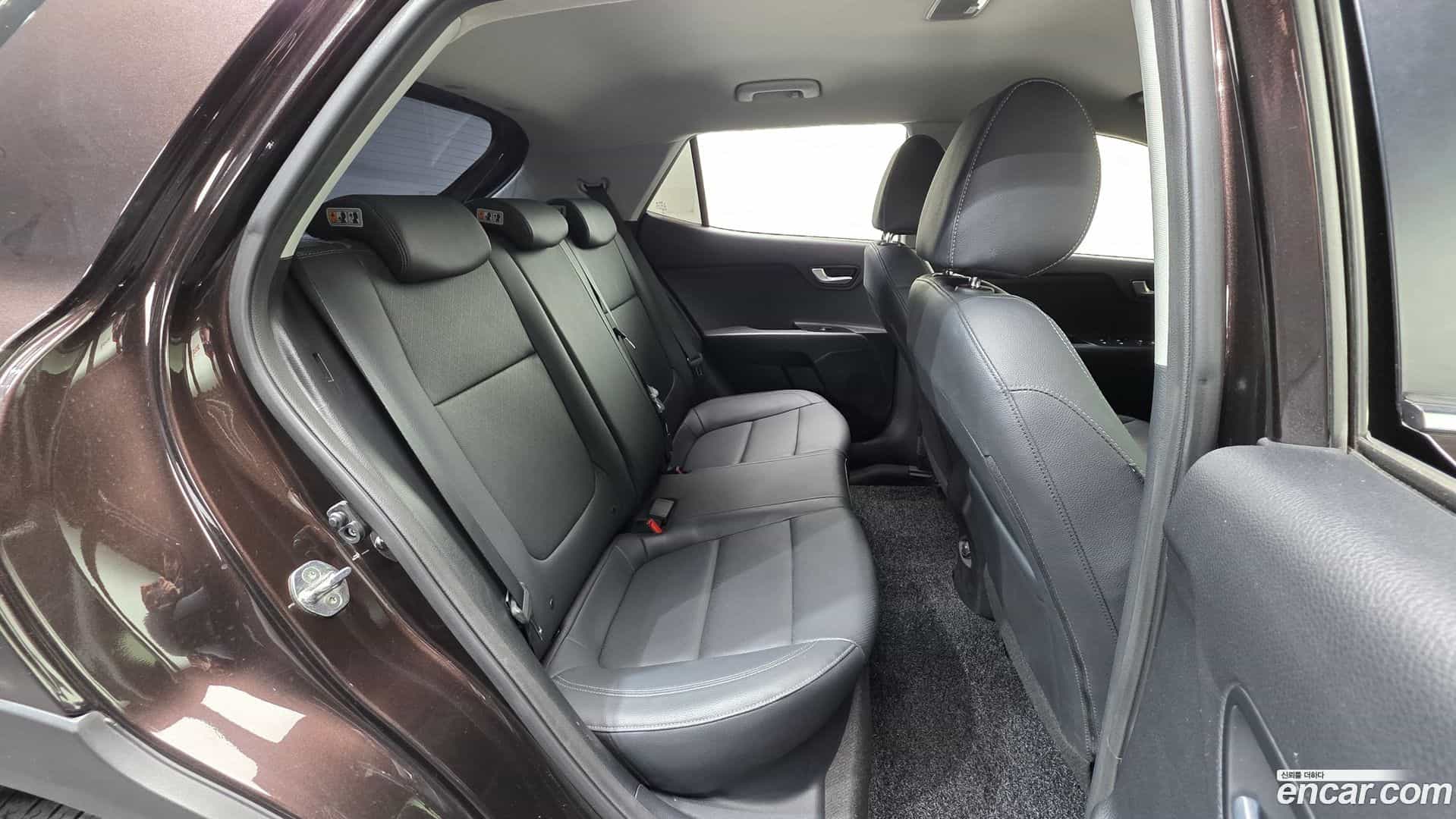 Stonic Kia 2017.8-OPTION-023
