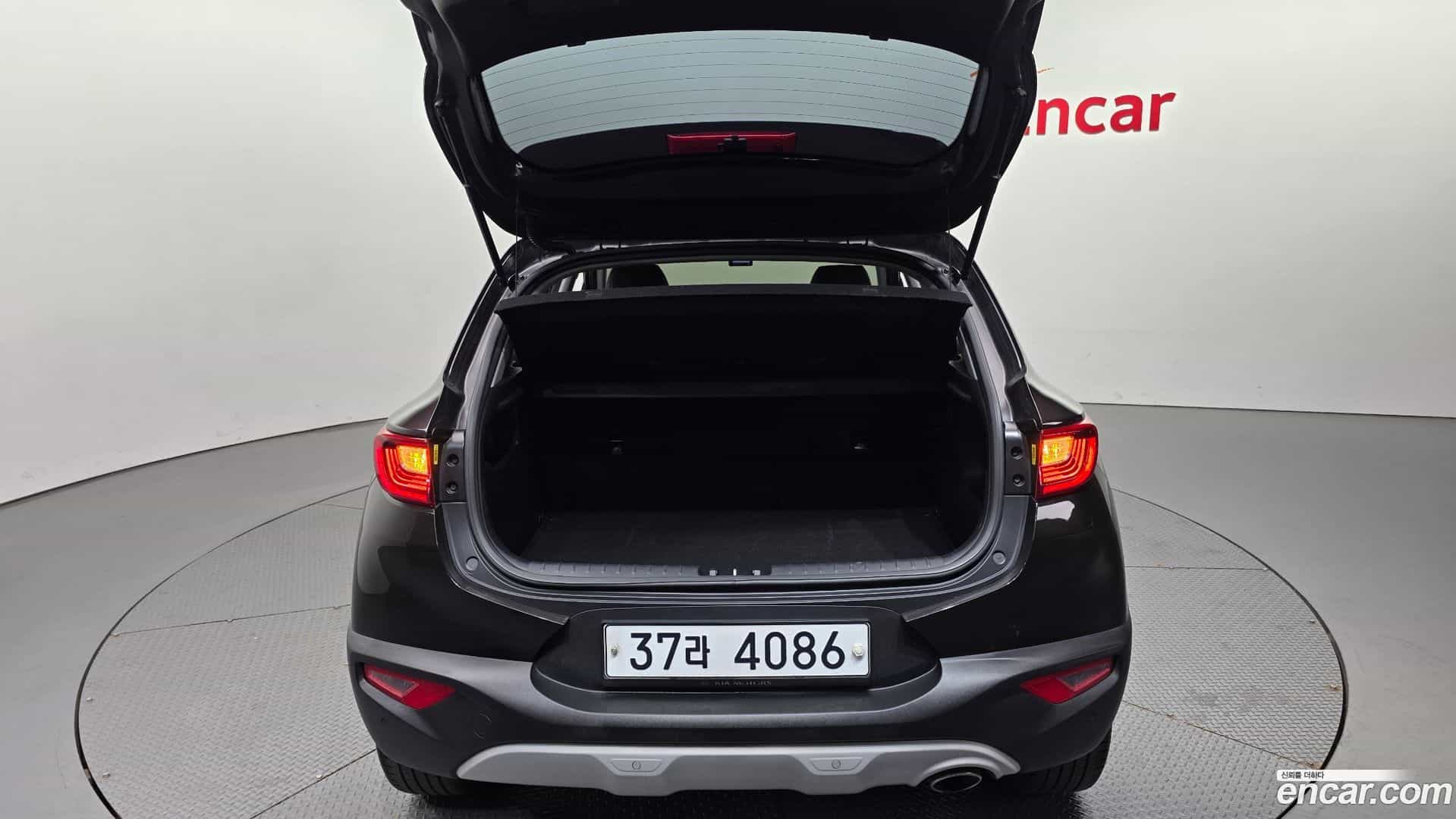 Stonic Kia 2017.8-OPTION-024