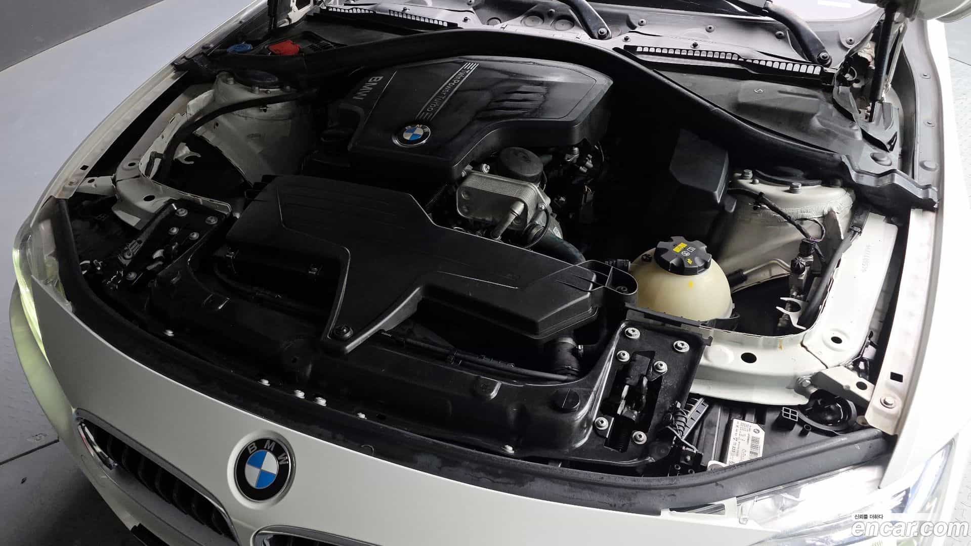3-Series BMW 2017.3-INNER-006