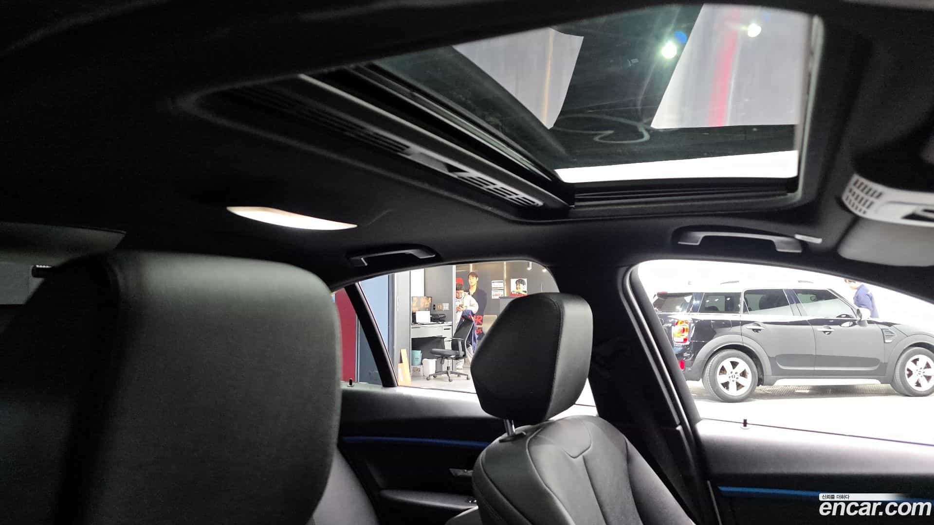 3-Series BMW 2017.3-OPTION-023