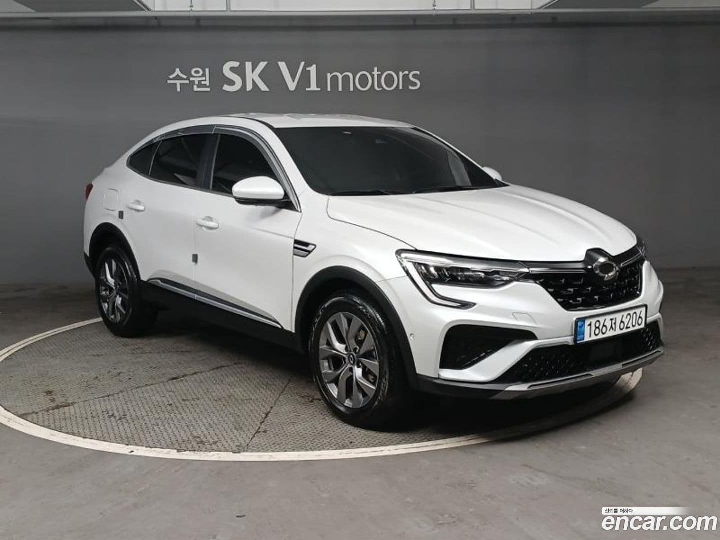 Main__Slider__Photo:XM3 Renault Korea 2023.9-0