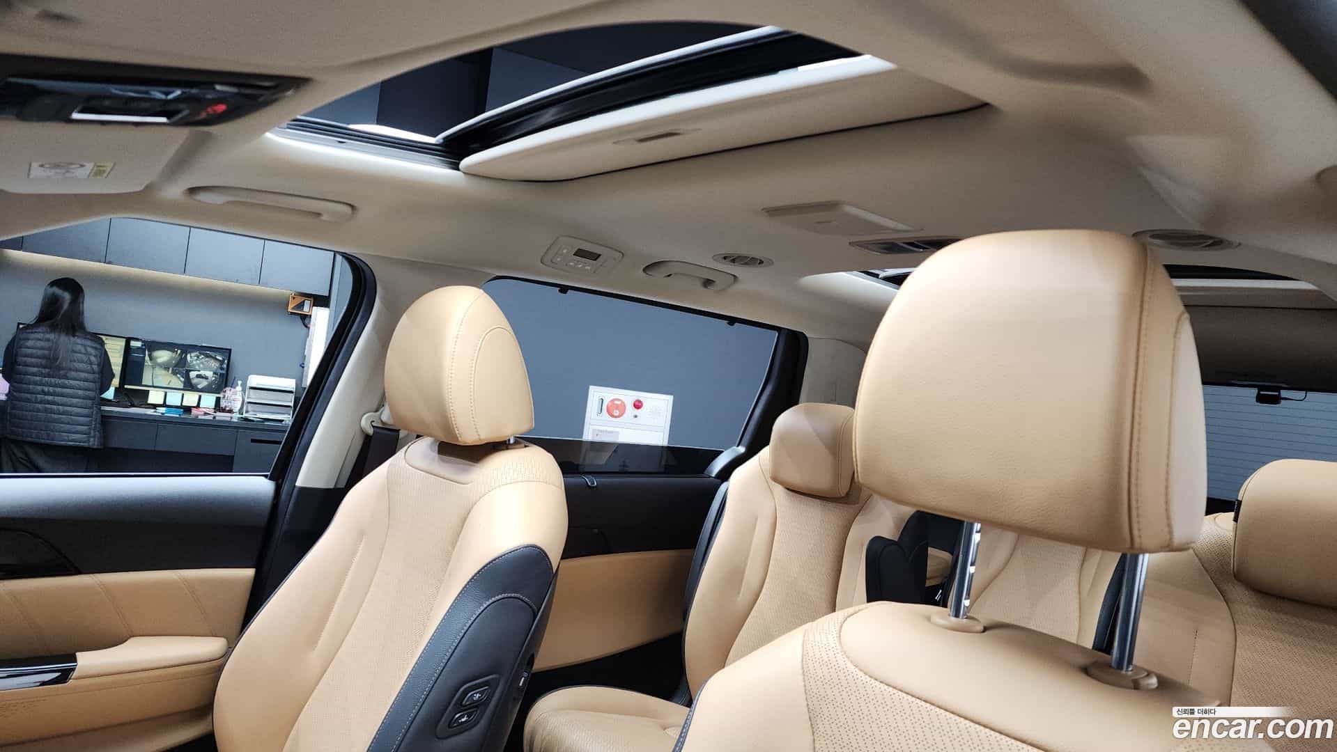 Canival Kia 2021.4-OPTION-021