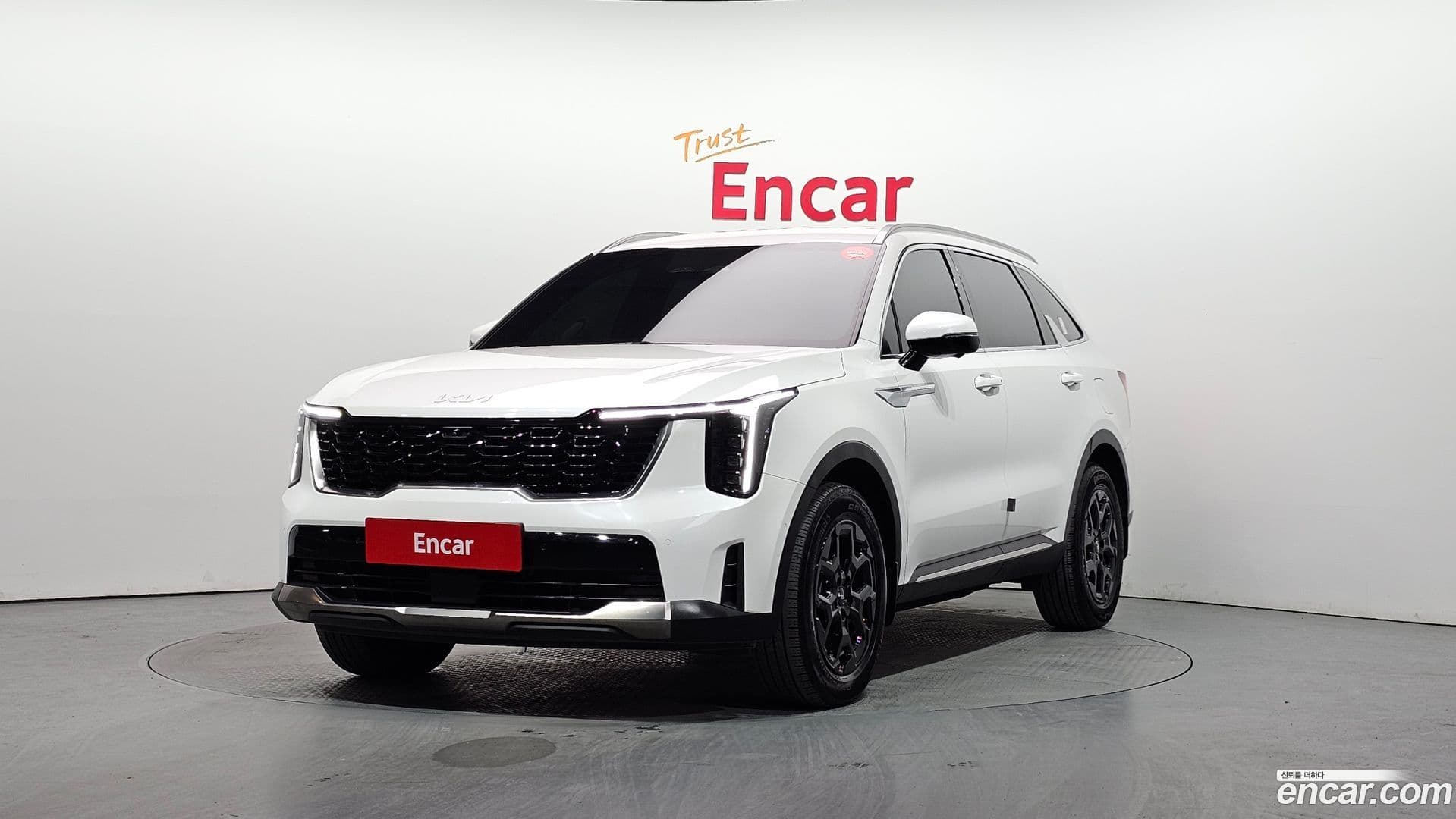 Main__Slider__Photo:Sorento Kia 2024.4-0