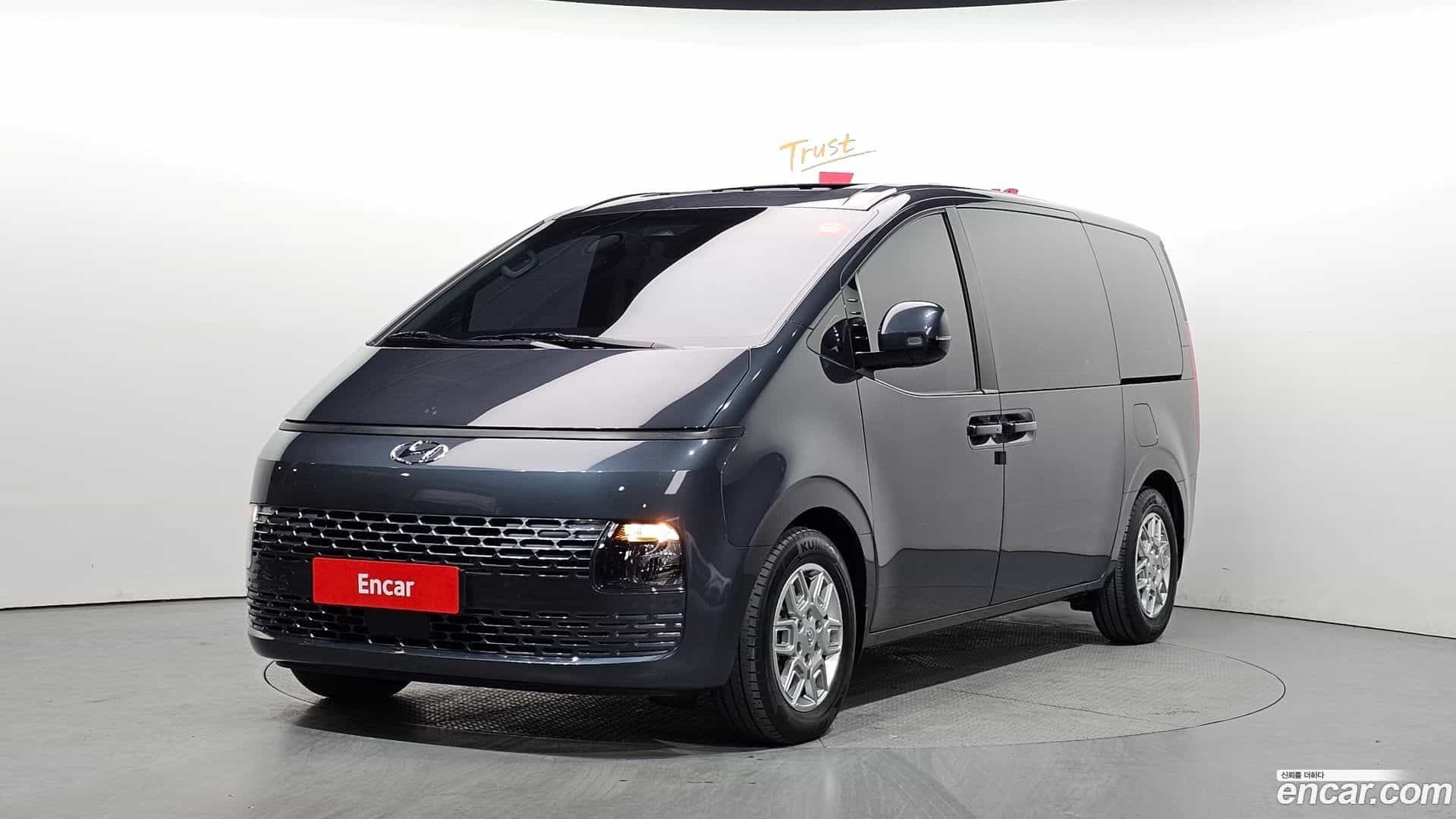 Staria Hyundai 2022.2-OUTER-001