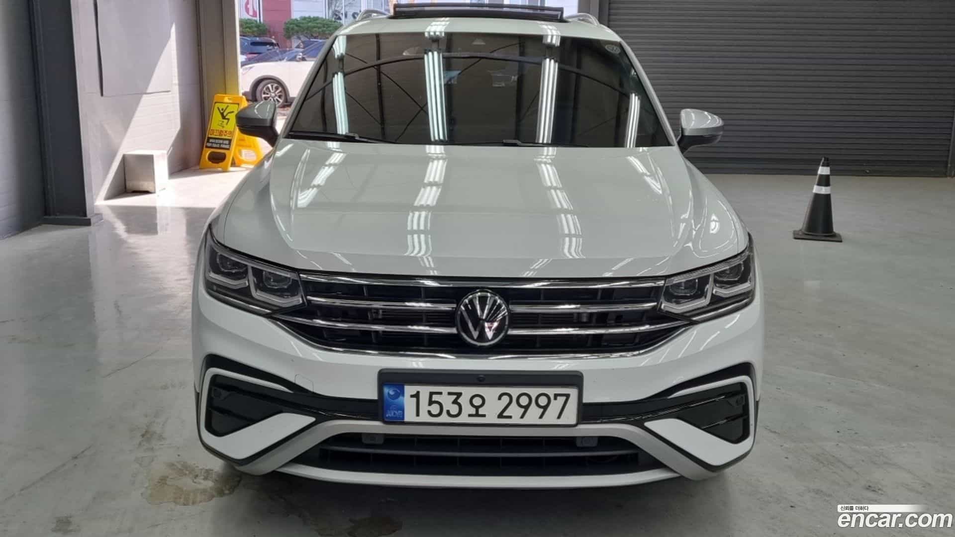 Tiguan Volkswagen 2022.11-OUTER-003