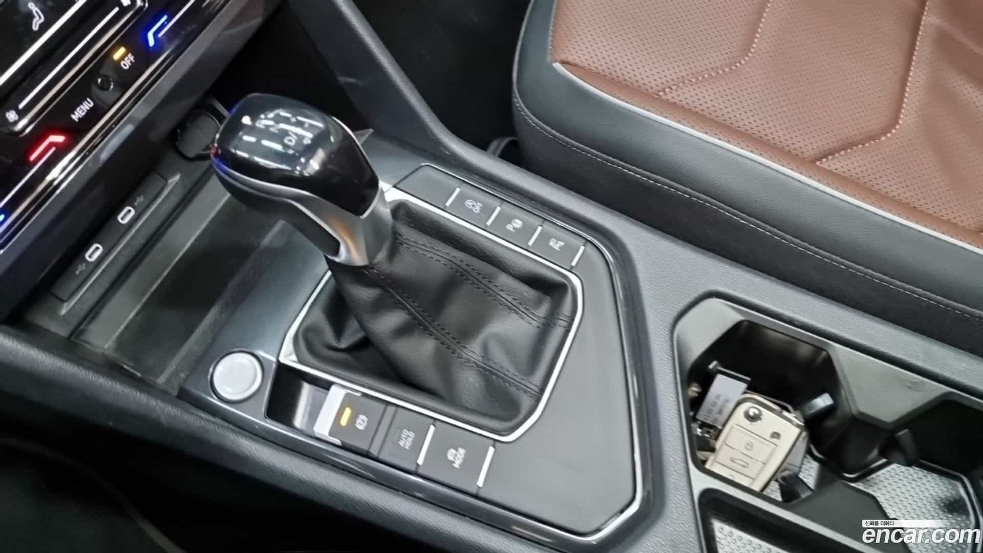 Tiguan Volkswagen 2022.11-INNER-009