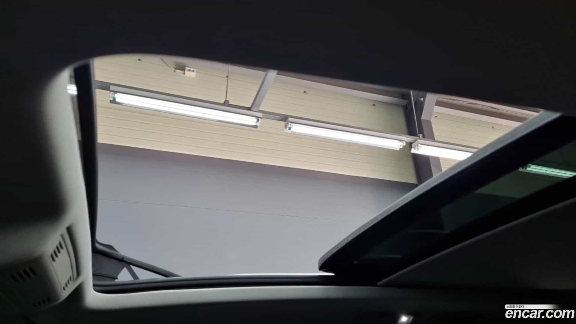 Tiguan Volkswagen 2022.11-OPTION-022