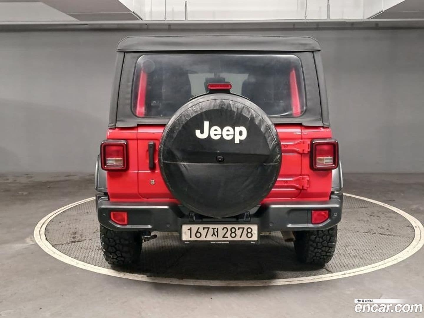 Main__Slider__Photo:Wrangler Jeep 2018.11-4
