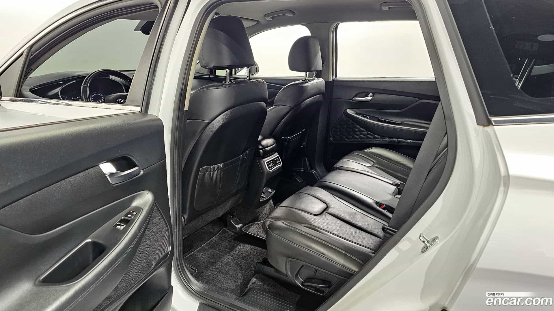 Santafe Hyundai 2021.4-OPTION-015