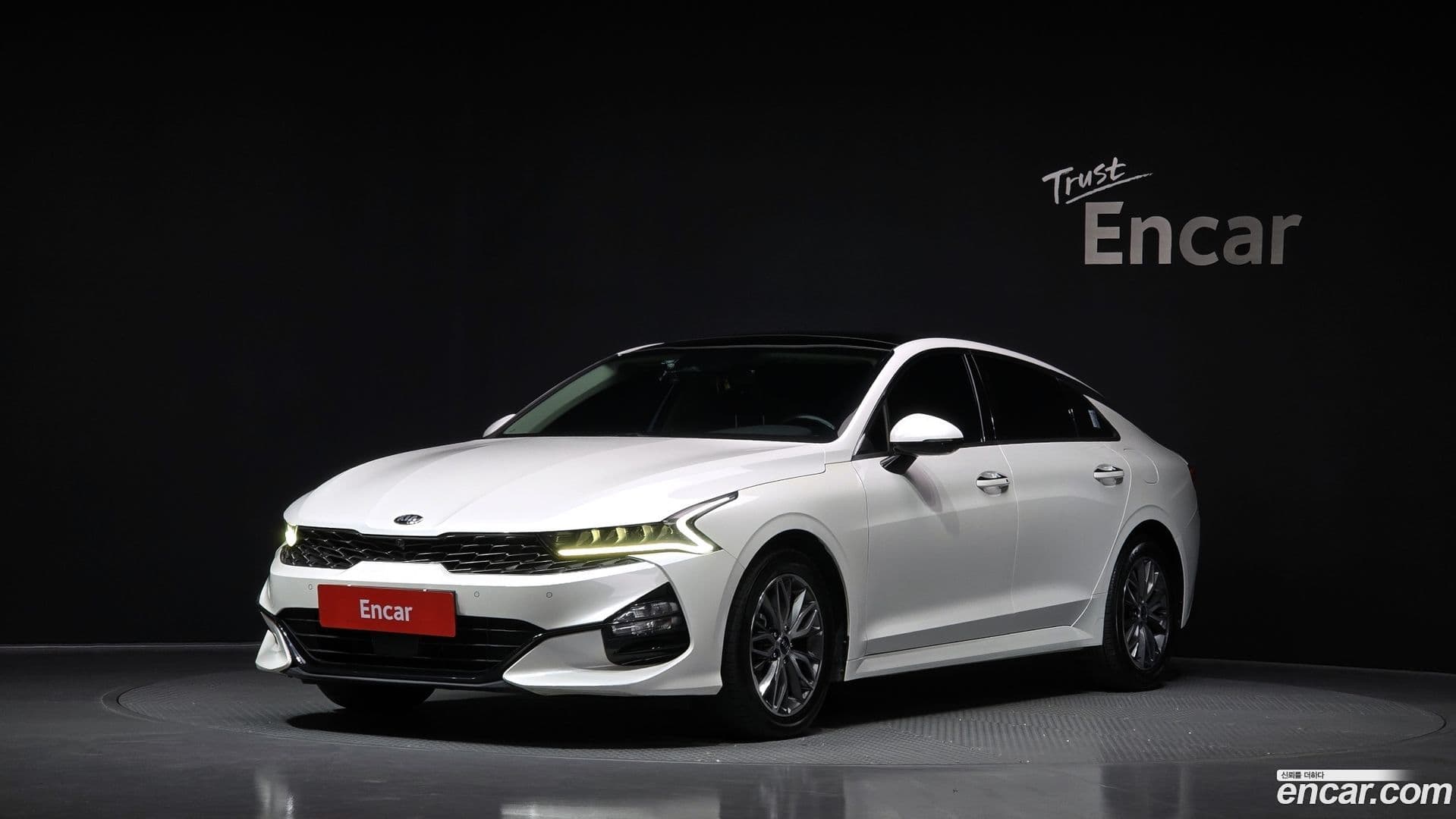 Main__Slider__Photo:K5 Kia 2020.7-0