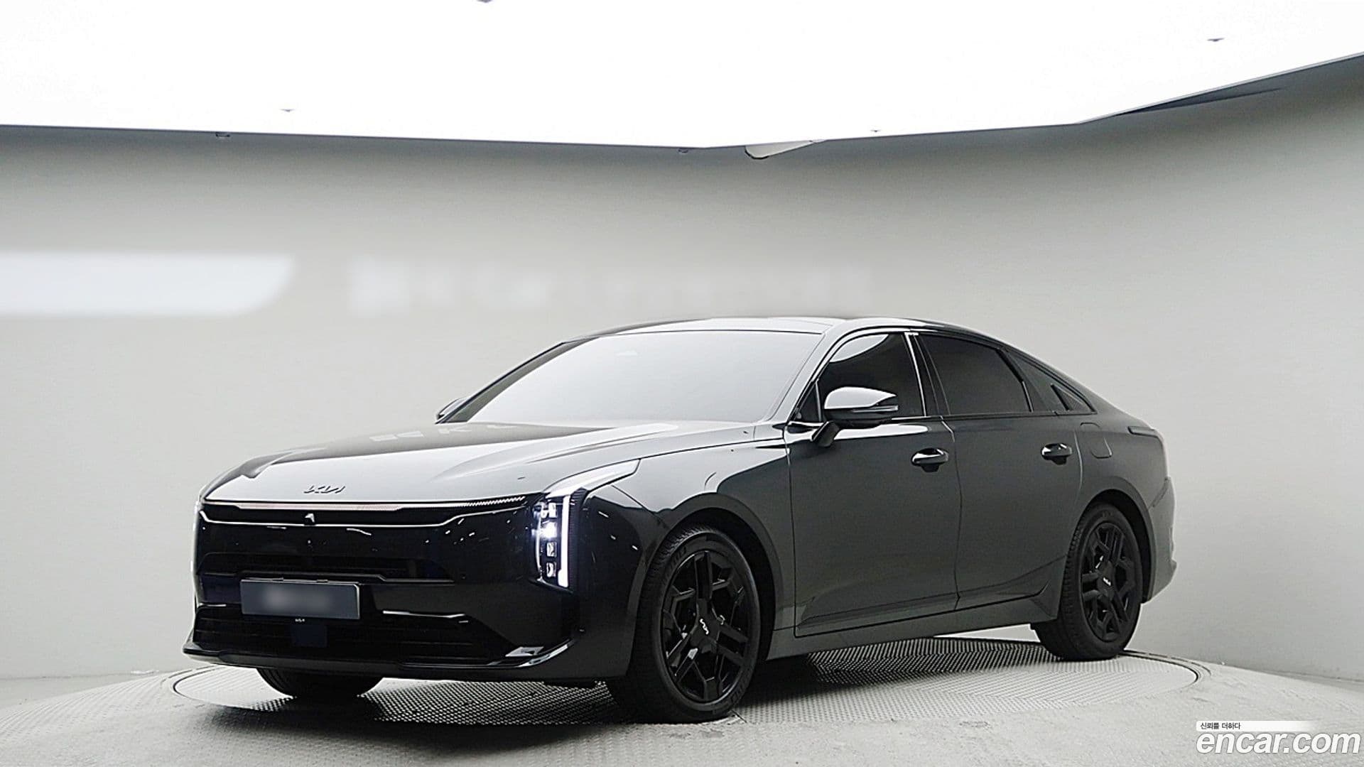 Main__Slider__Photo:K8 Kia 2024.9-0