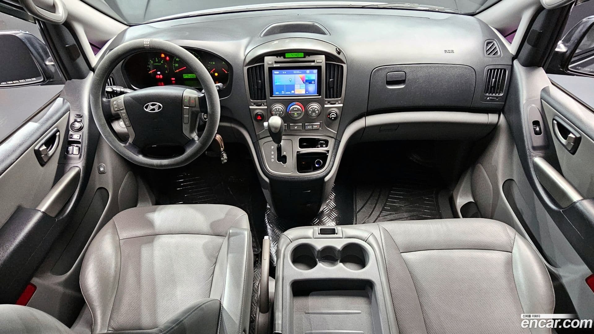 Main__Slider__Photo:Starex Hyundai 2015.1-6