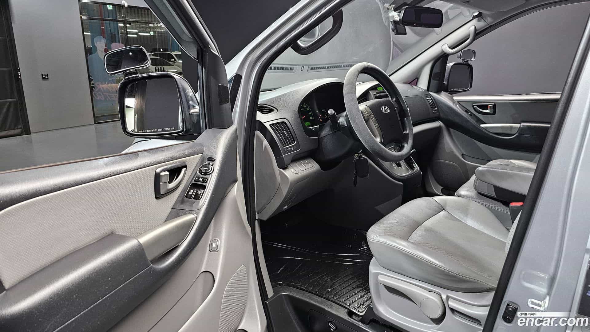 Starex Hyundai 2015.1-OPTION-015