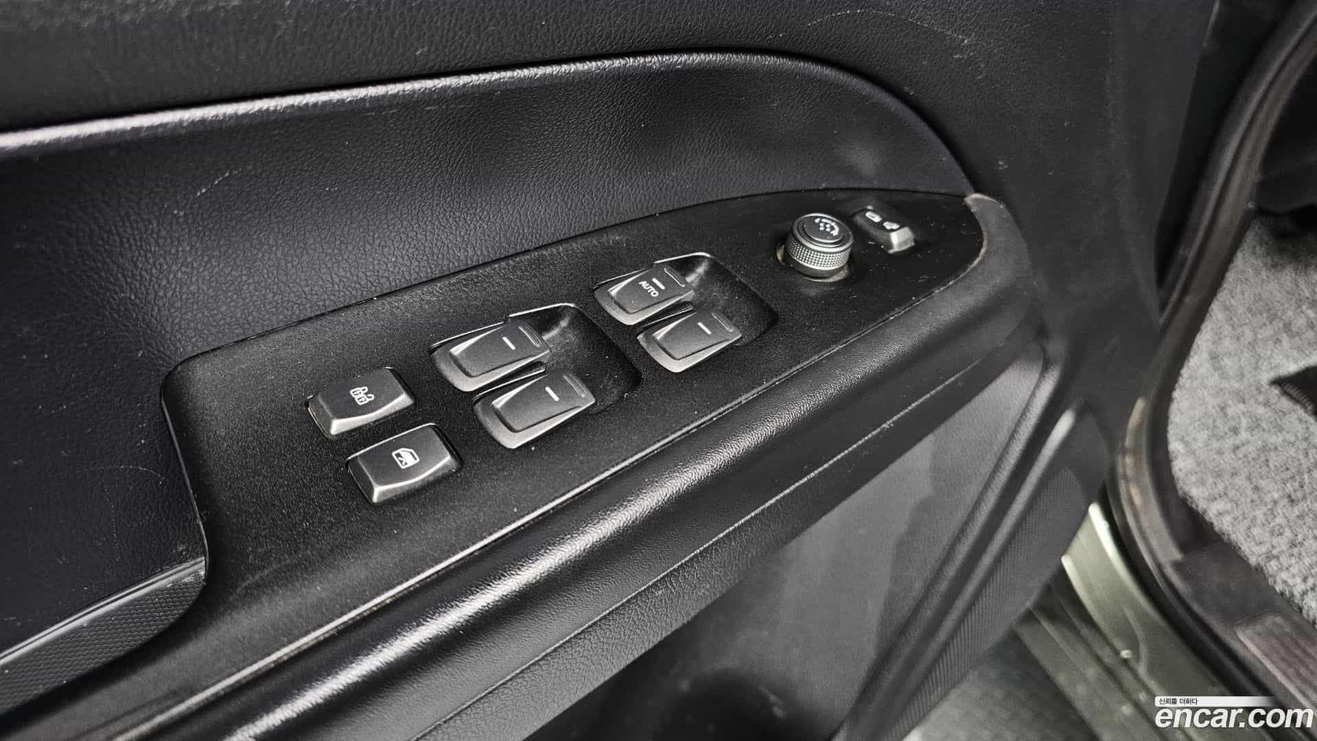 Rexton KG Mobility 2022.9-OPTION-021