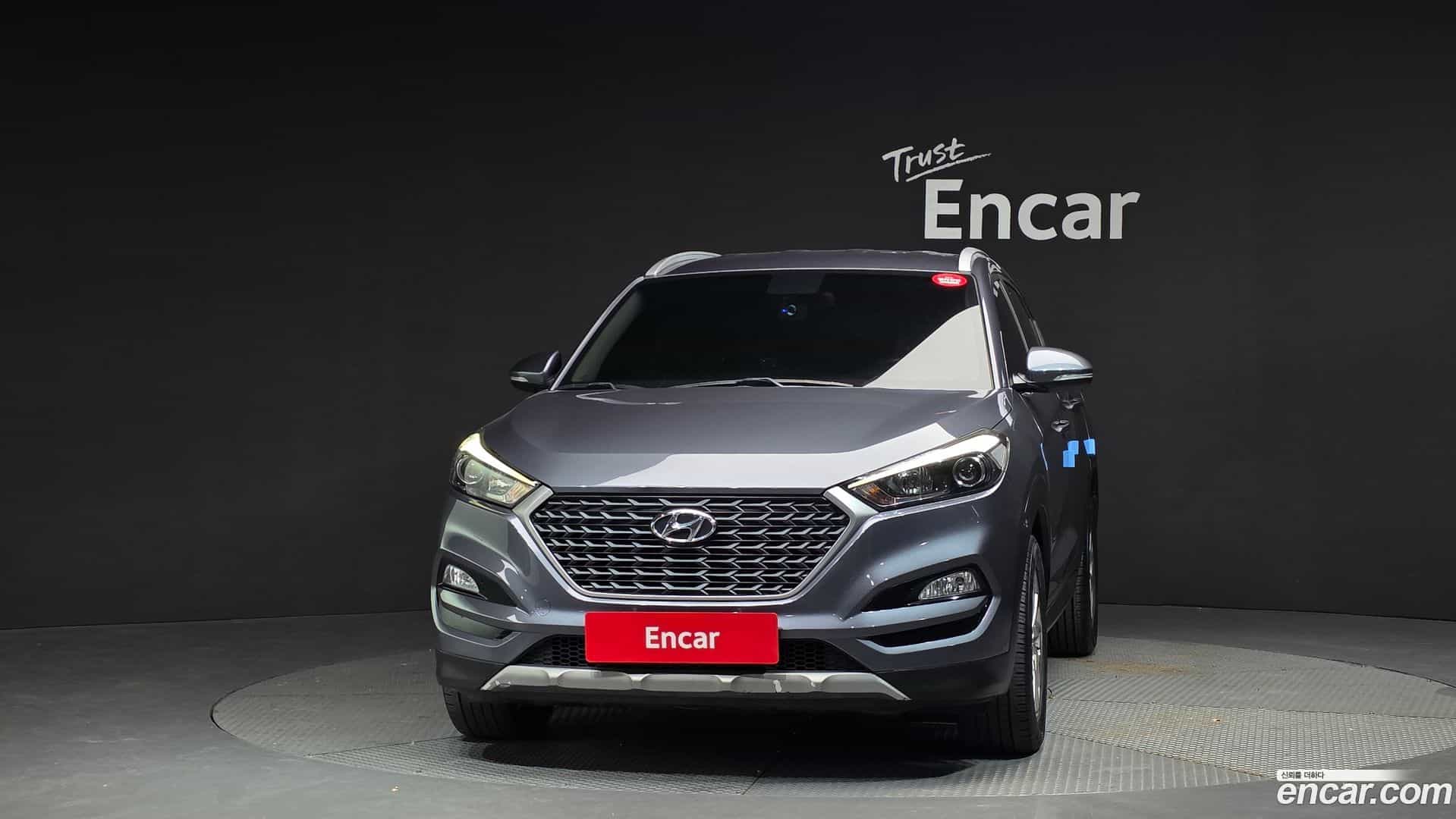 Tucson Hyundai 2017.0-OUTER-003