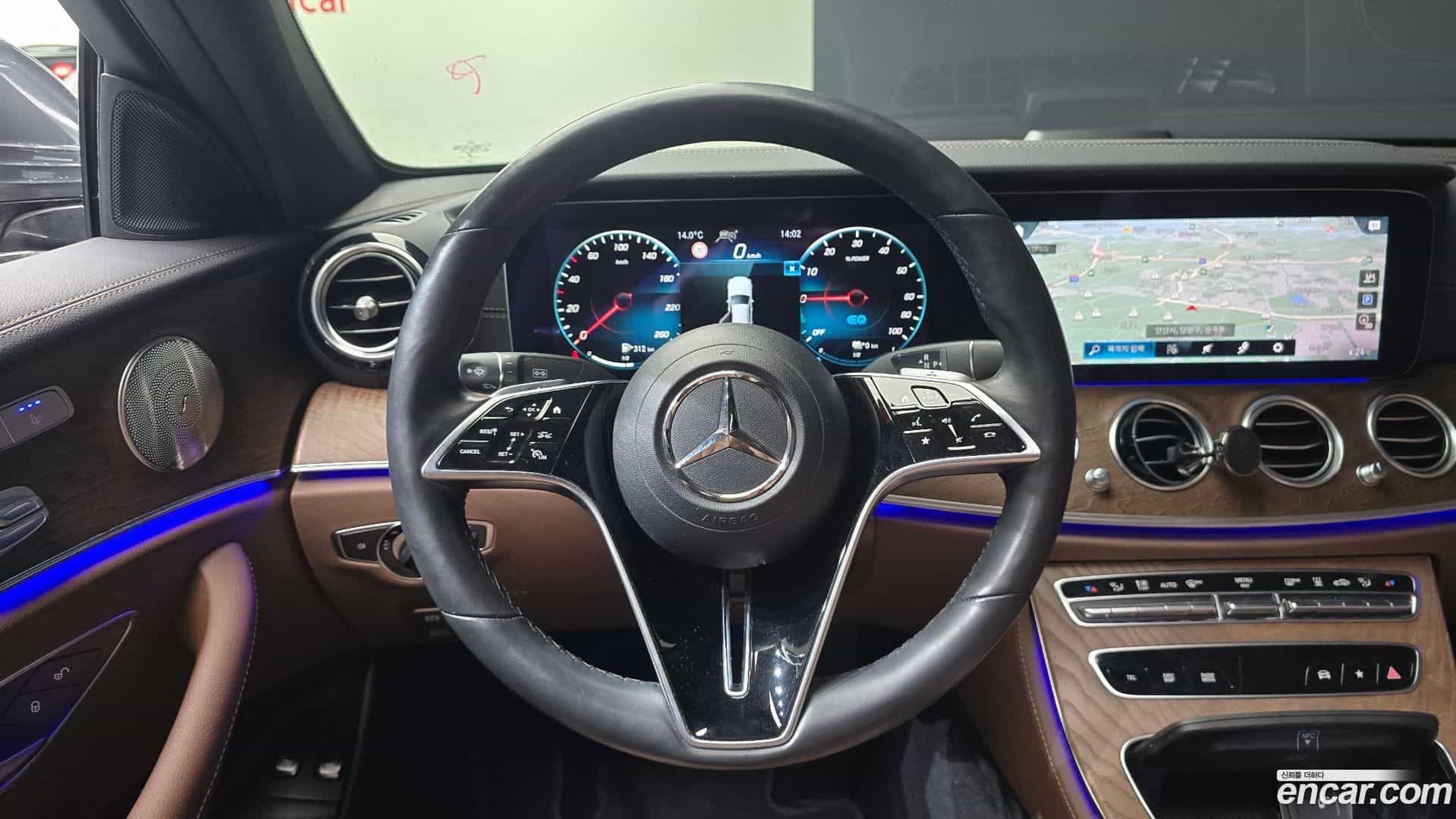 E-Class Mercedes-Benz 2021.3-OPTION-017