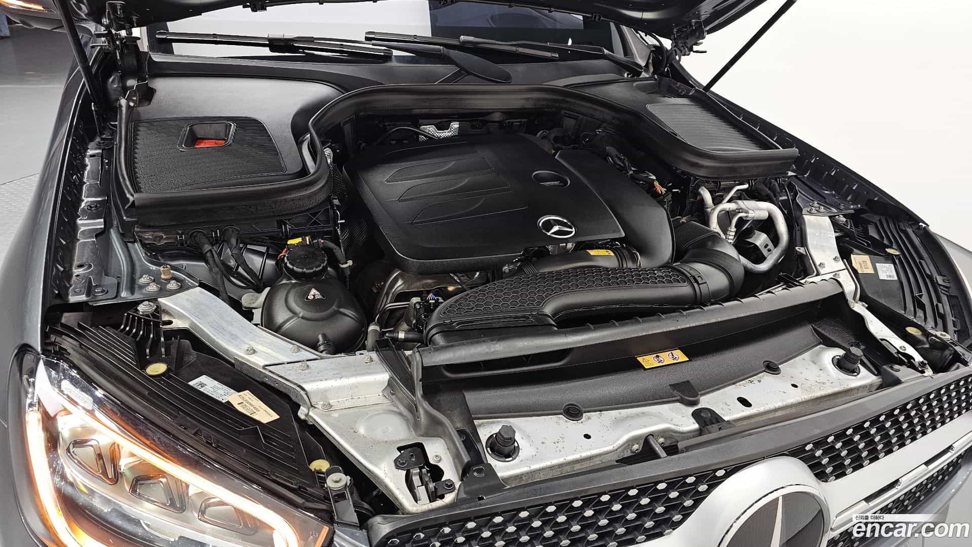 GLC-Class Mercedes-Benz 2022.9-INNER-006