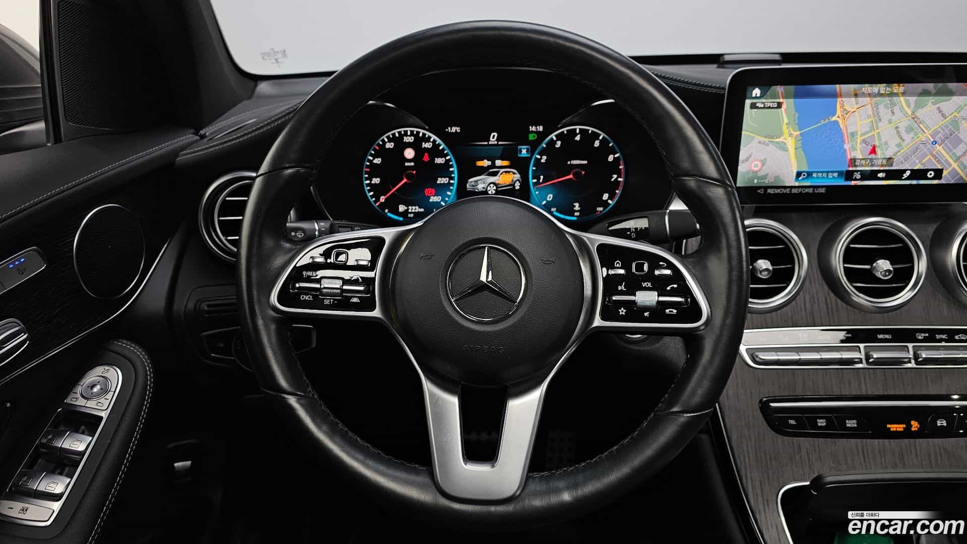 GLC-Class Mercedes-Benz 2022.9-OPTION-017