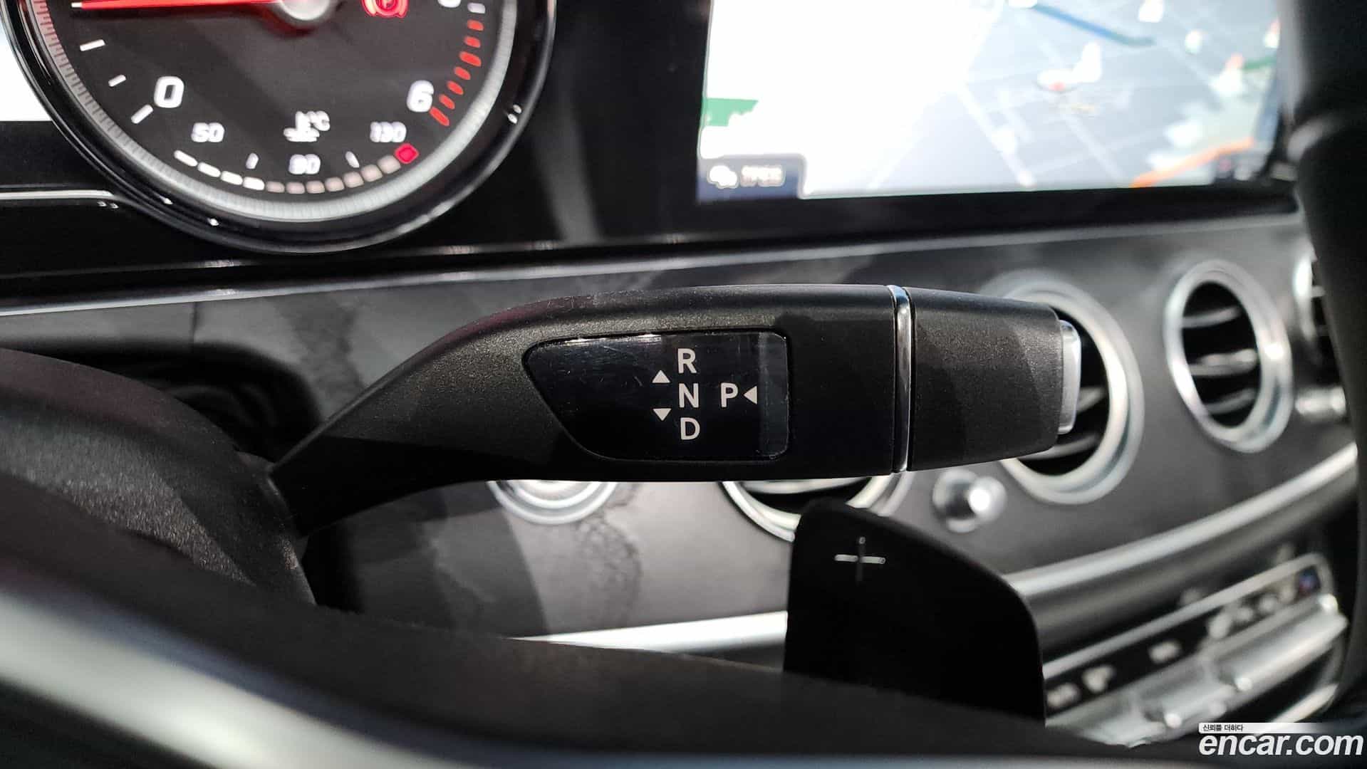 E-Class Mercedes-Benz 2019.3-INNER-009