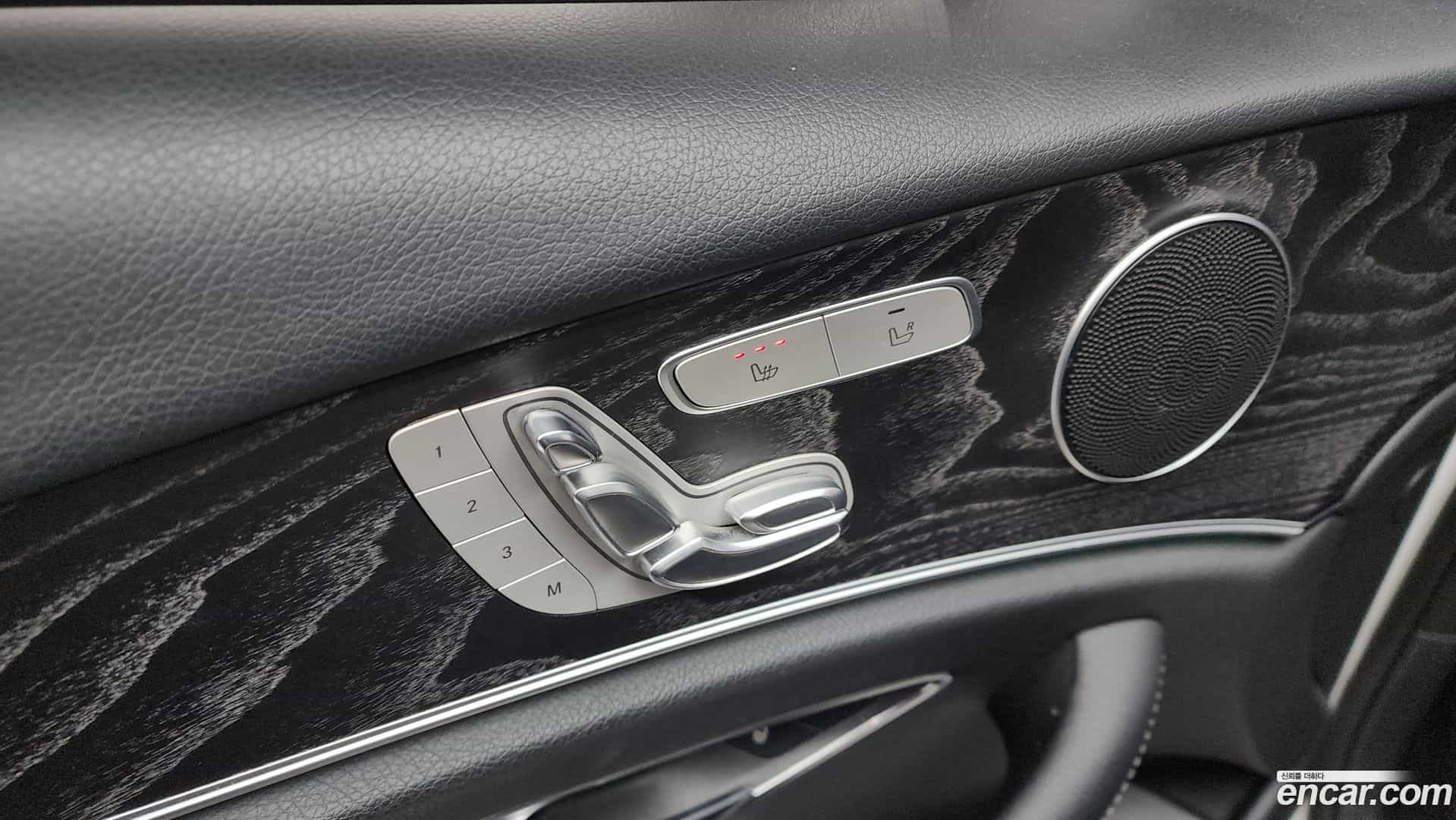 E-Class Mercedes-Benz 2019.3-OPTION-022