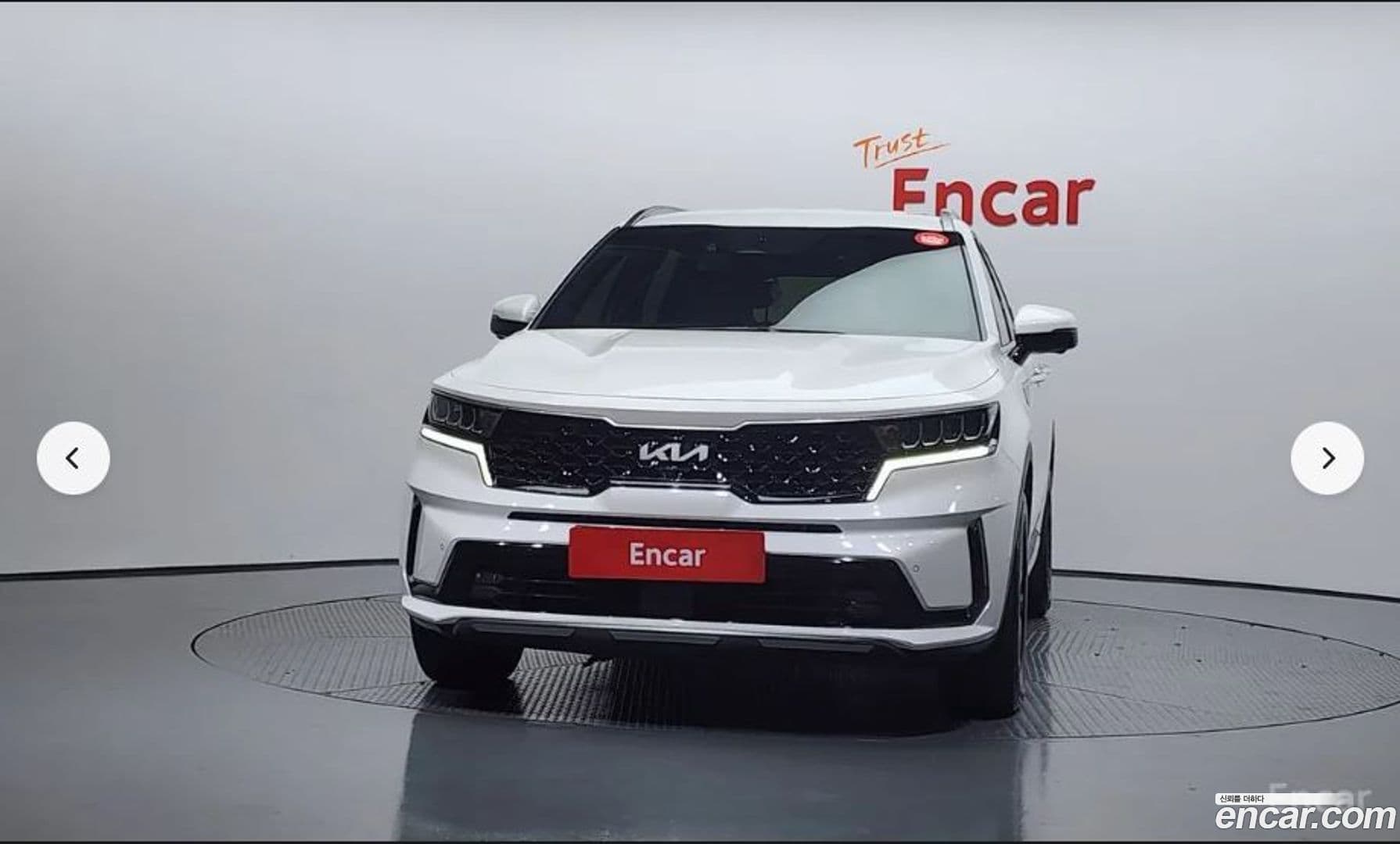 Main__Slider__Photo:Sorento Kia 2020.4-0