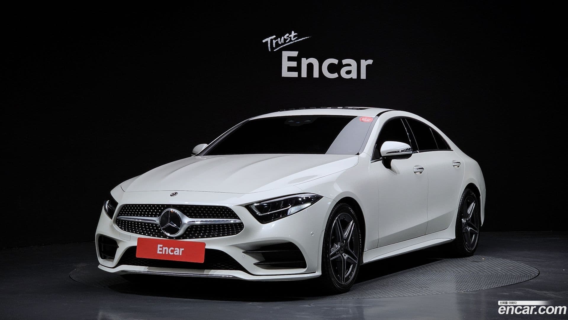 Main__Slider__Photo:CLS-Class Mercedes-Benz 2020.4-0