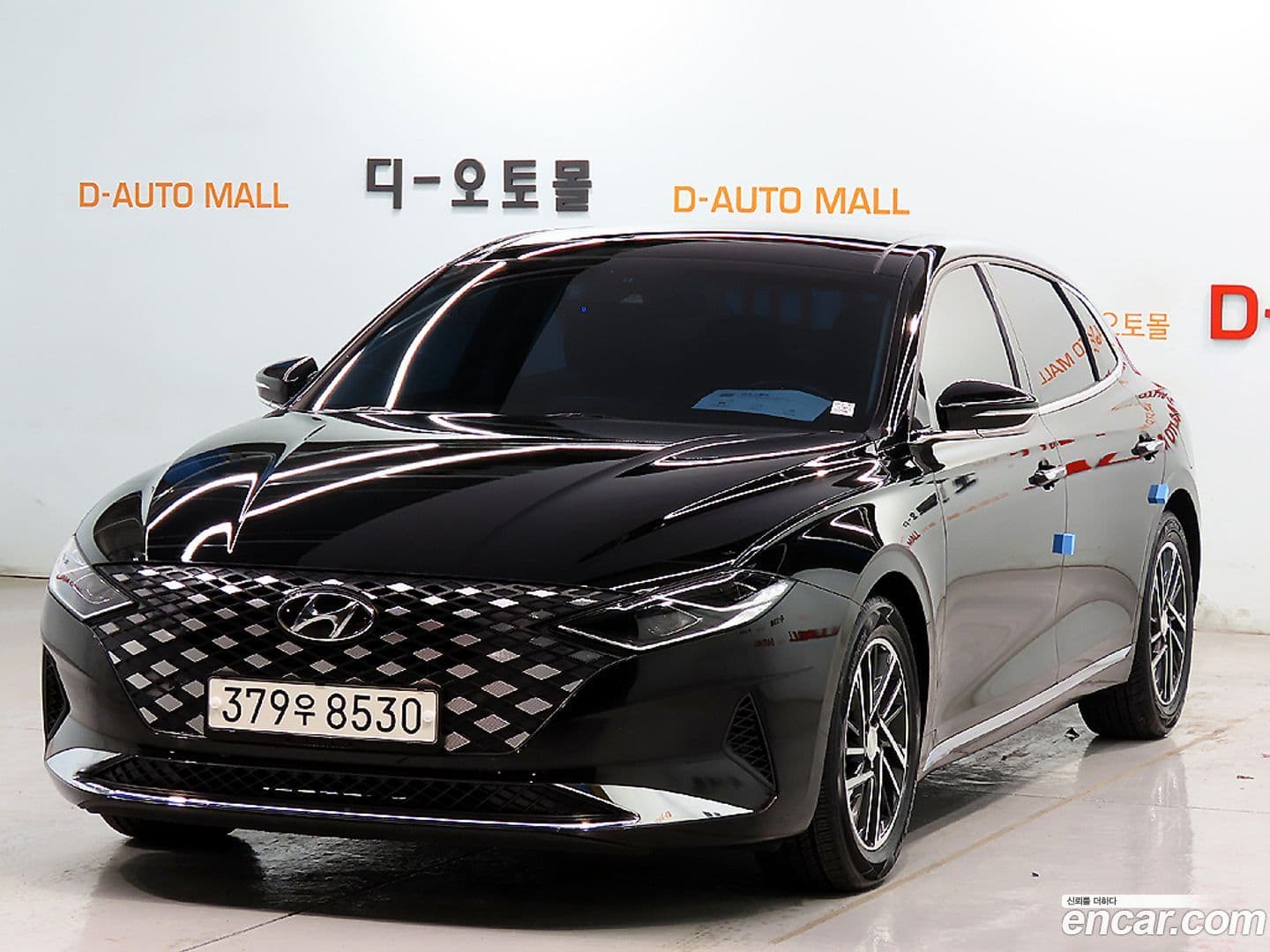 Main__Slider__Photo:Grandeur Hyundai 2020.8-0