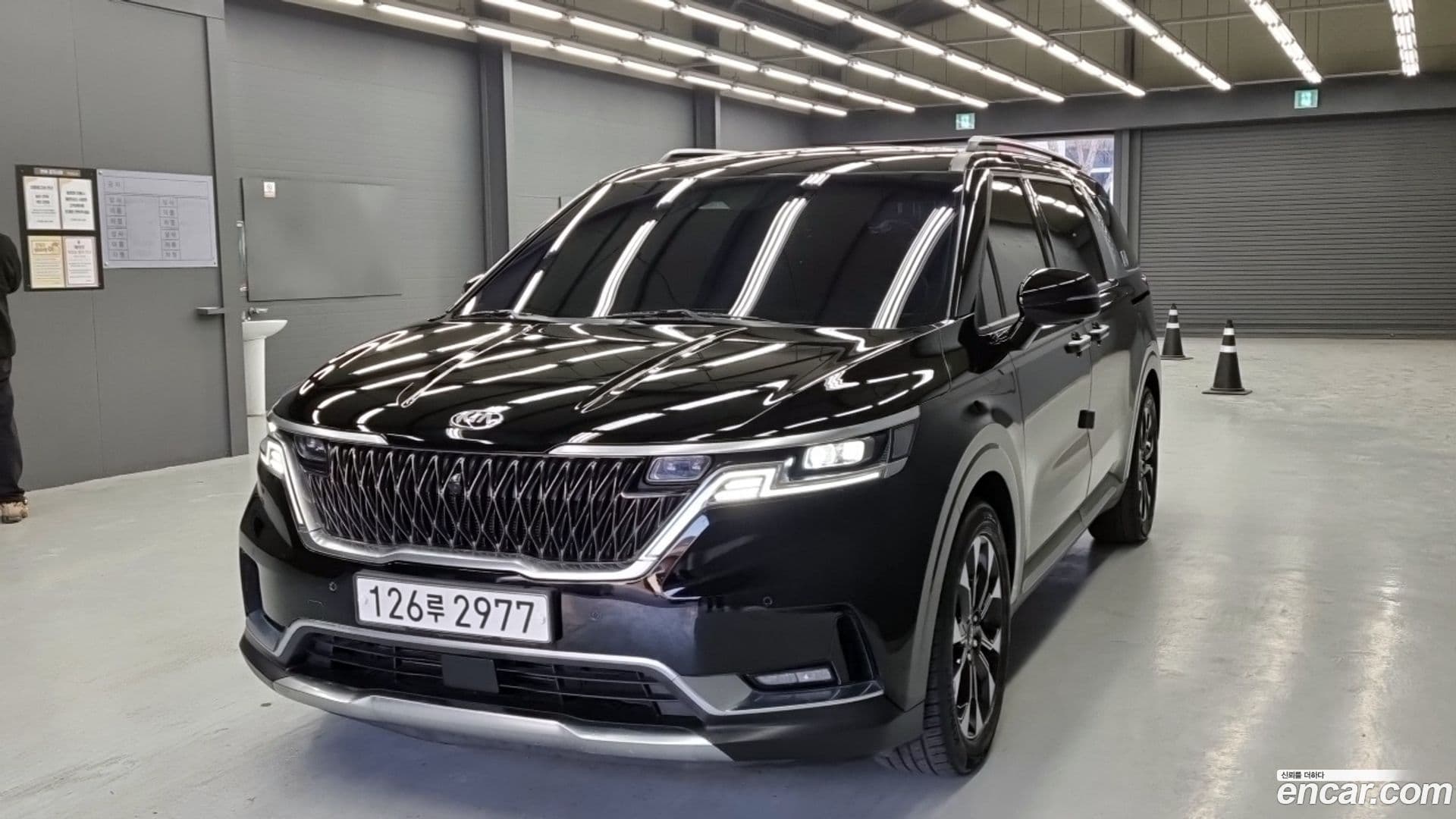 Main__Slider__Photo:Canival Kia 2020.7-0