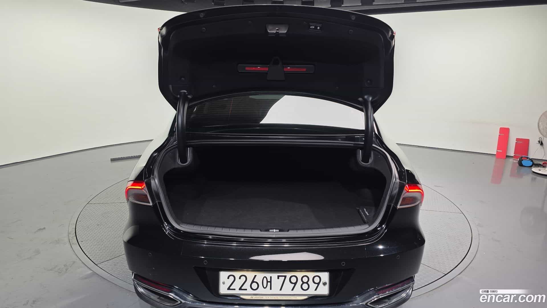Grandeur Hyundai 2020.0-OPTION-024