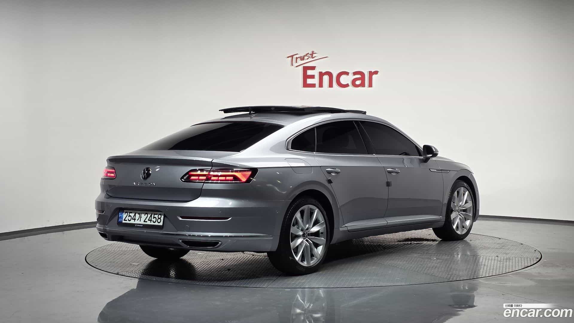 Arteon Volkswagen 2022.7-OUTER-002