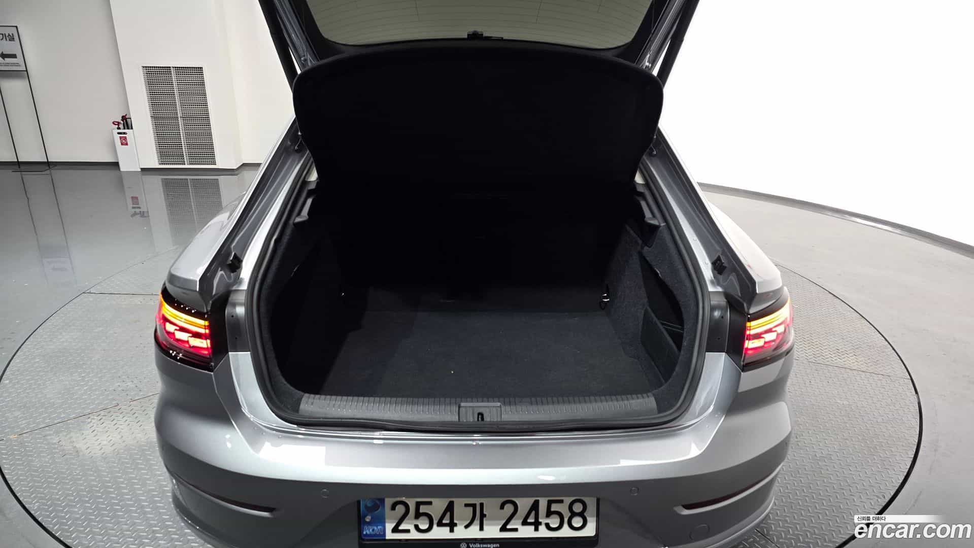 Arteon Volkswagen 2022.7-OPTION-024