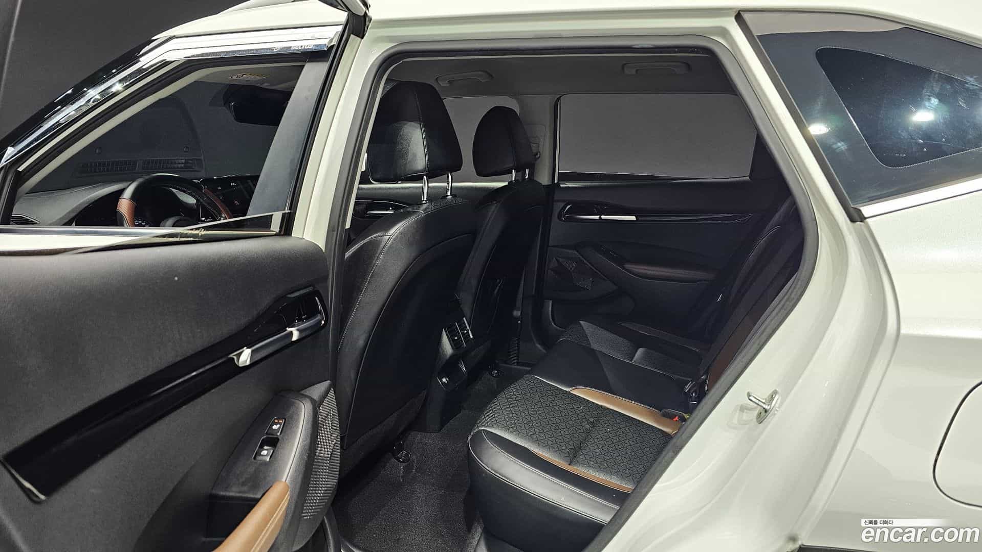 Seltos Kia 2019.8-OPTION-016