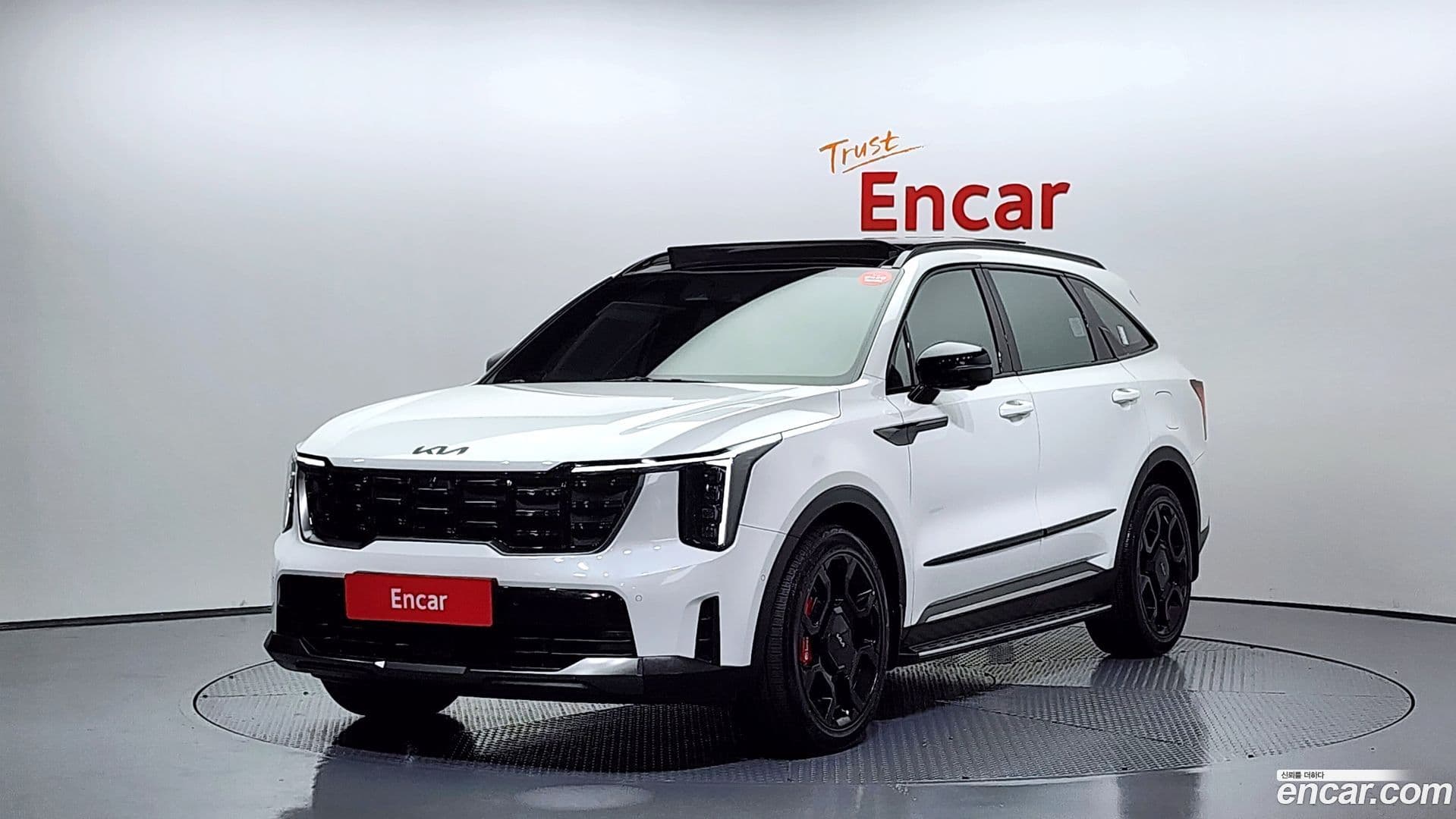 Main__Slider__Photo:Sorento Kia 2023.10-0