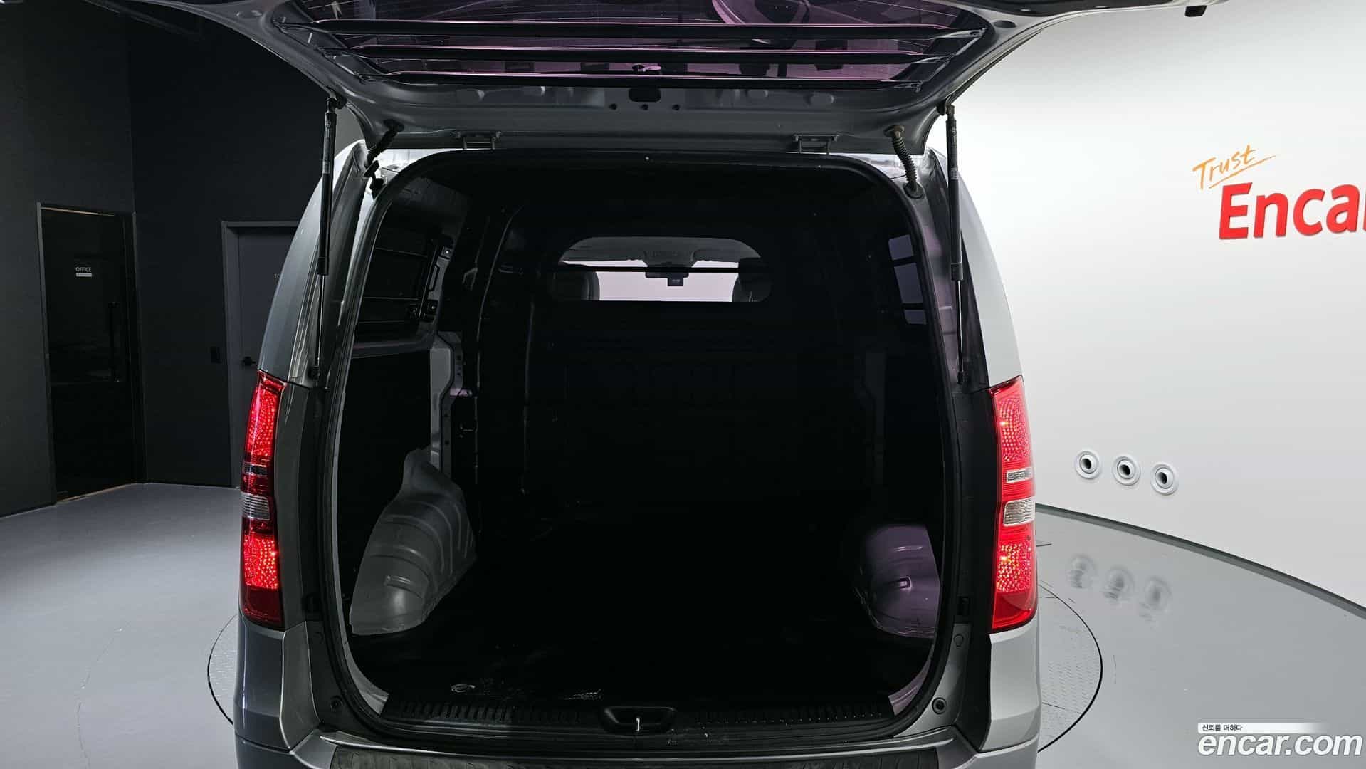 Starex Hyundai 2017.11-OPTION-024