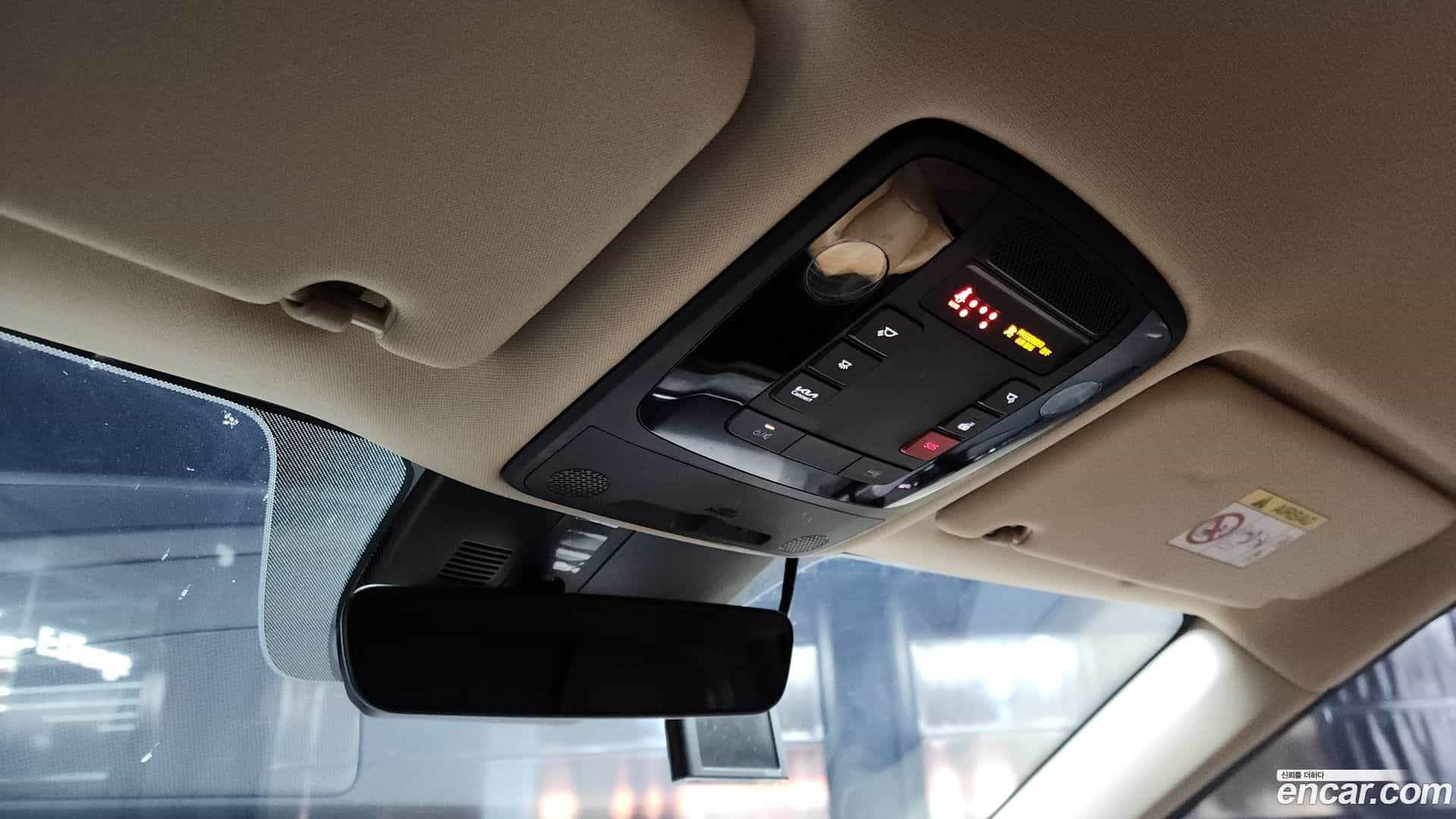 Canival Kia 2023.6-OPTION-022