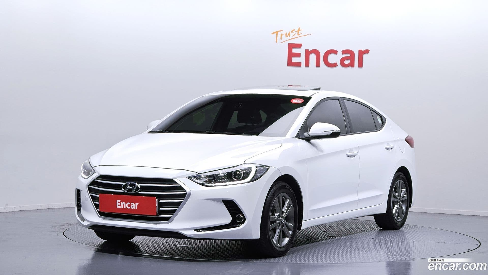 Main__Slider__Photo:AVANTE Hyundai 2016.4-0