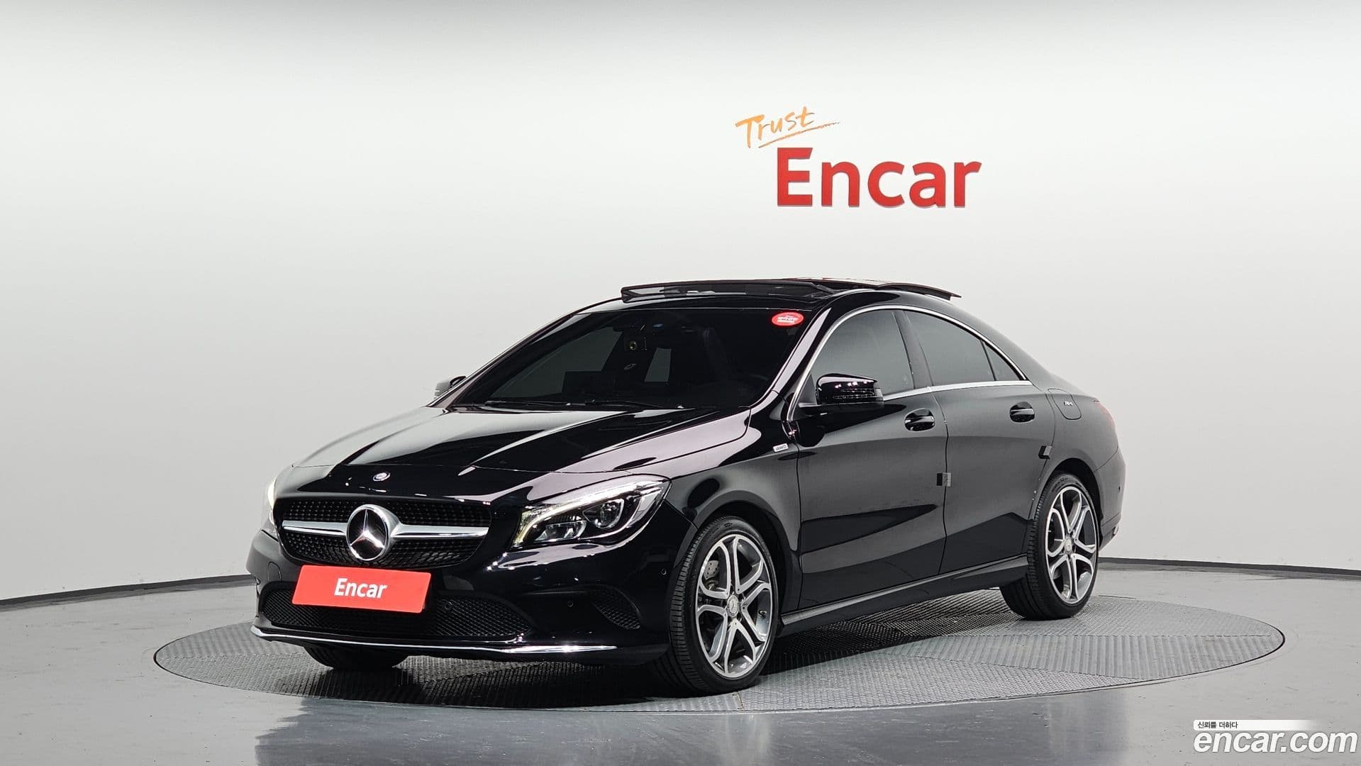 Main__Slider__Photo:CLA-Class Mercedes-Benz 2017.2-0