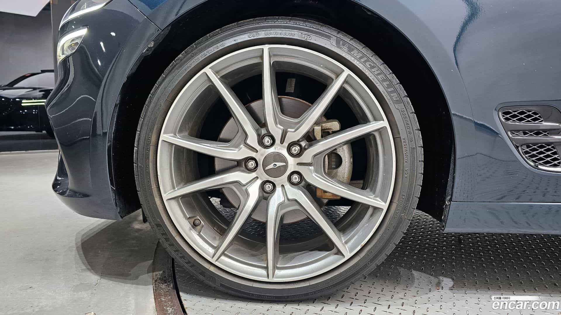 G70 Genesis 2020.11-OUTER-005