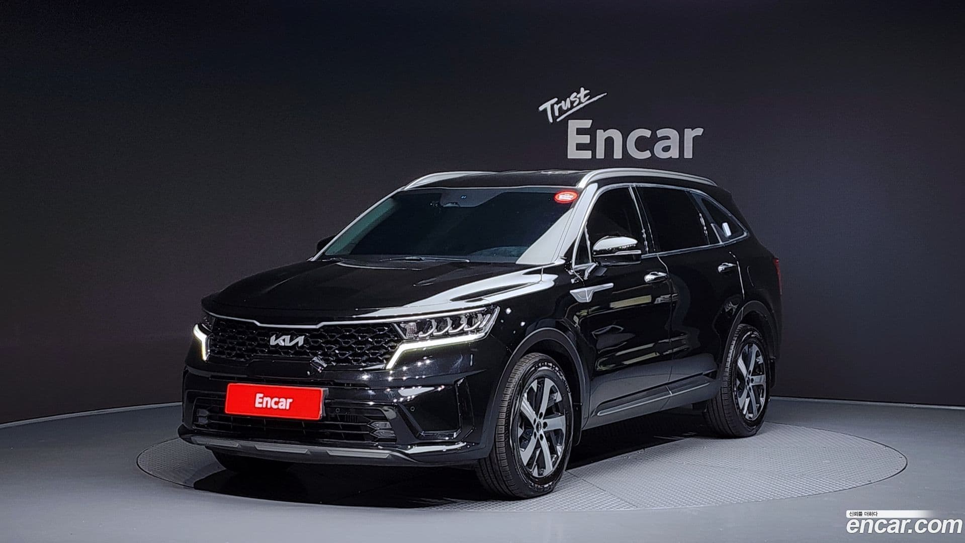 Main__Slider__Photo:Sorento Kia 2021.11-0