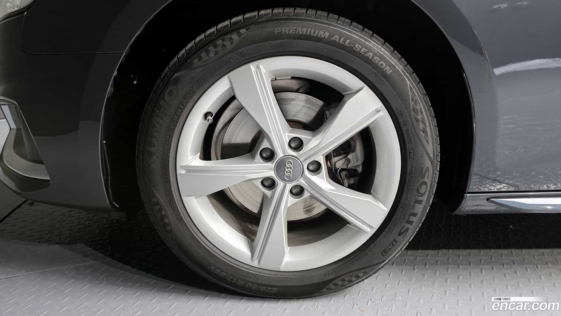 A4 Audi 2020.5-OUTER-005